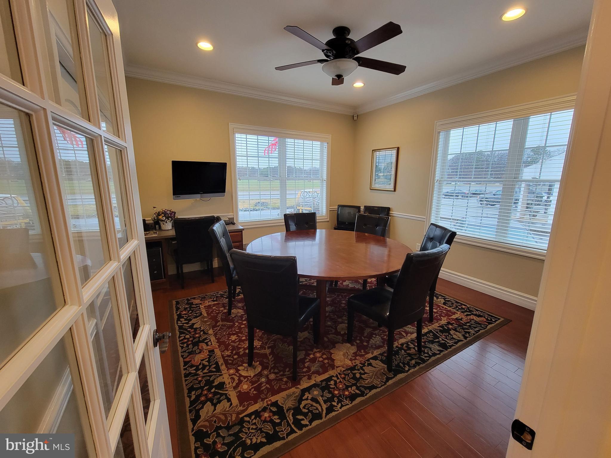 957 NORMAN ESKRIDGE HWY.