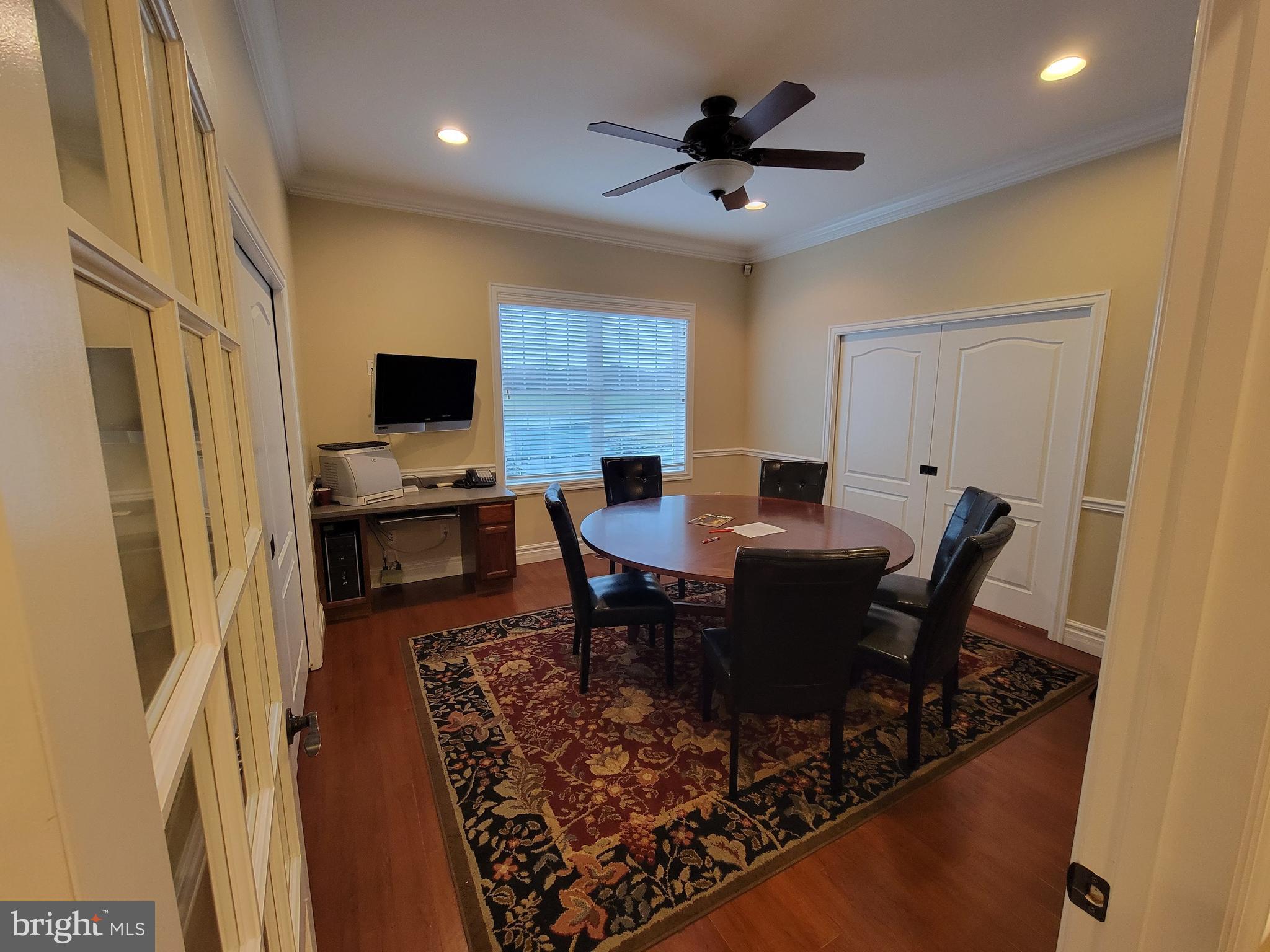 957 NORMAN ESKRIDGE HWY.