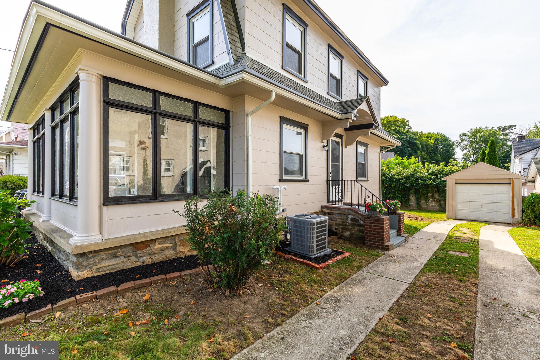 122 E PLUMSTEAD AVENUE
