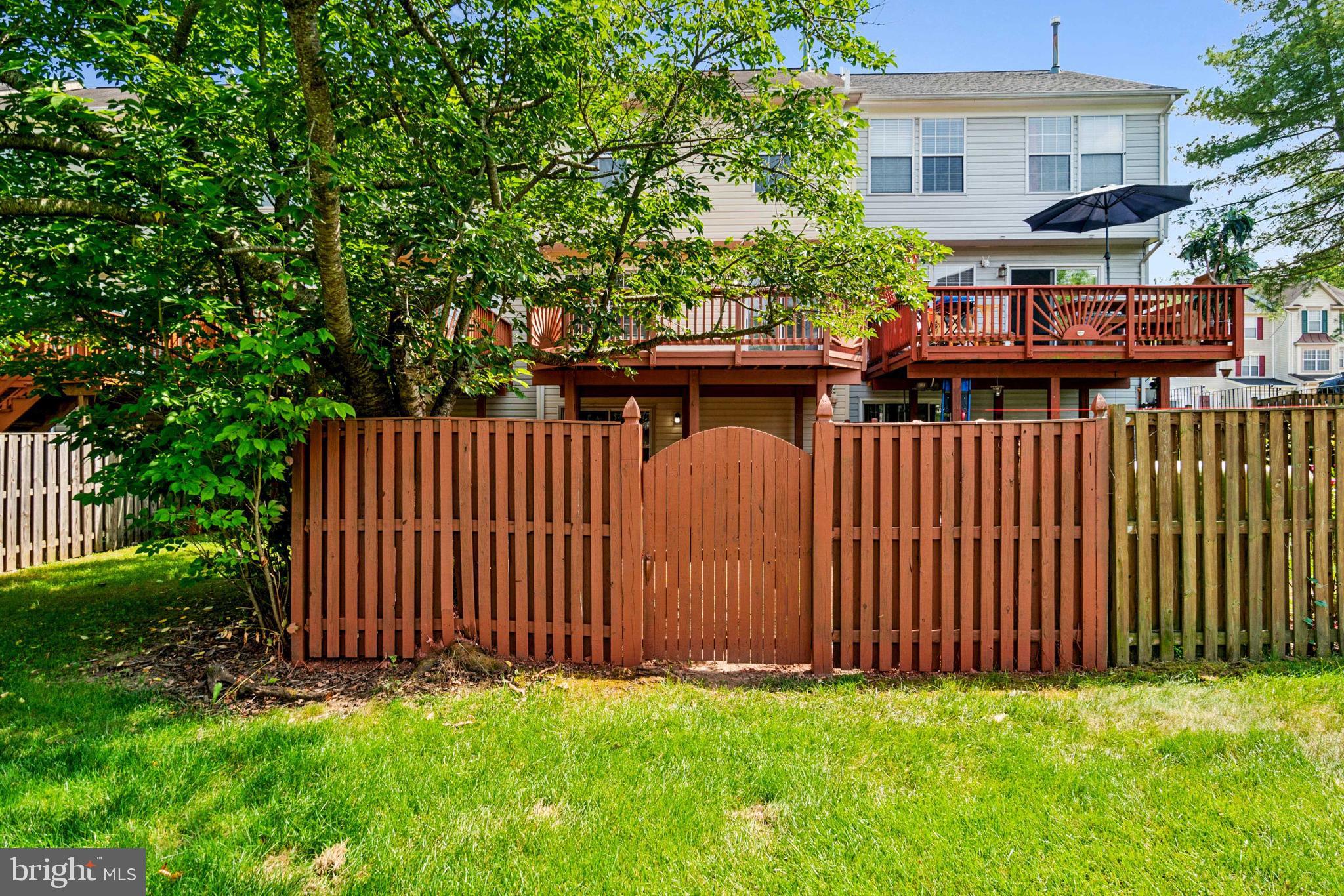 KINGS GRANT - Residential