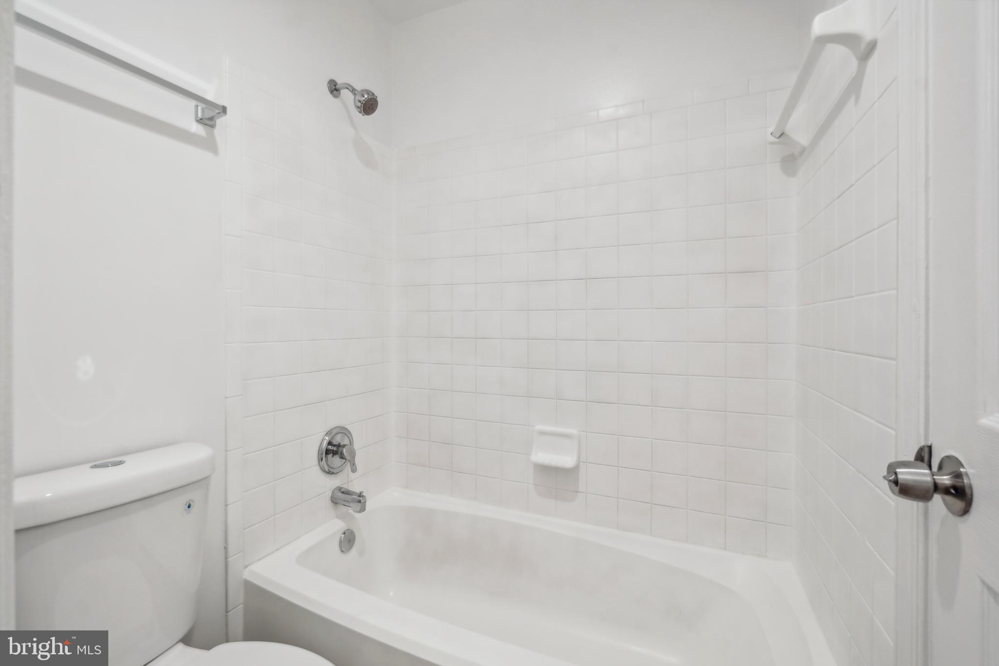 KINGS GRANT - Residential