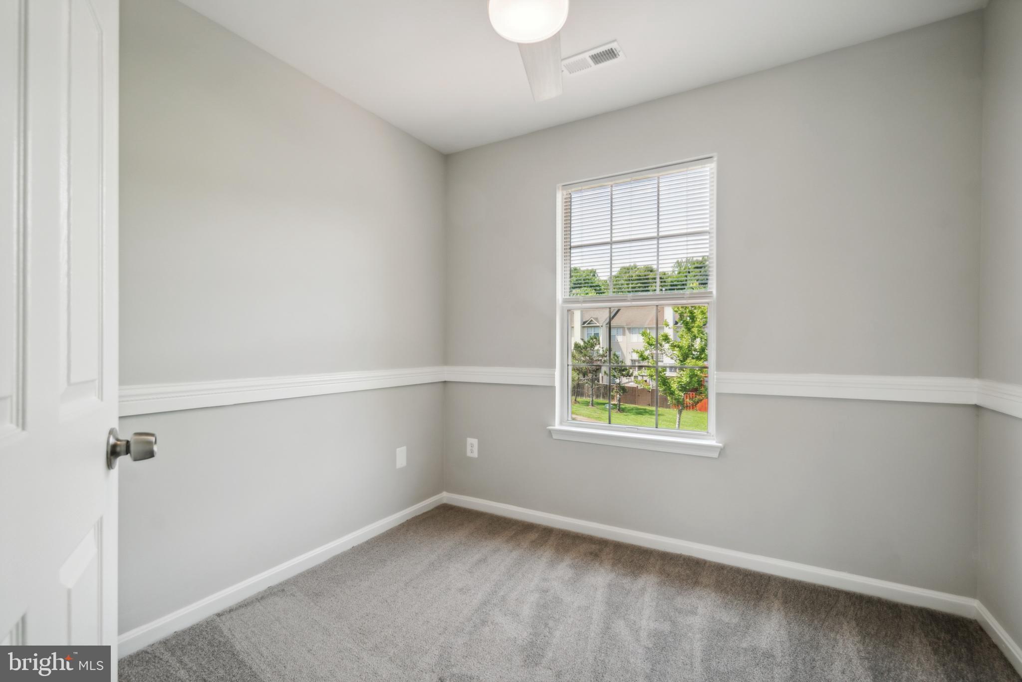 KINGS GRANT - Residential