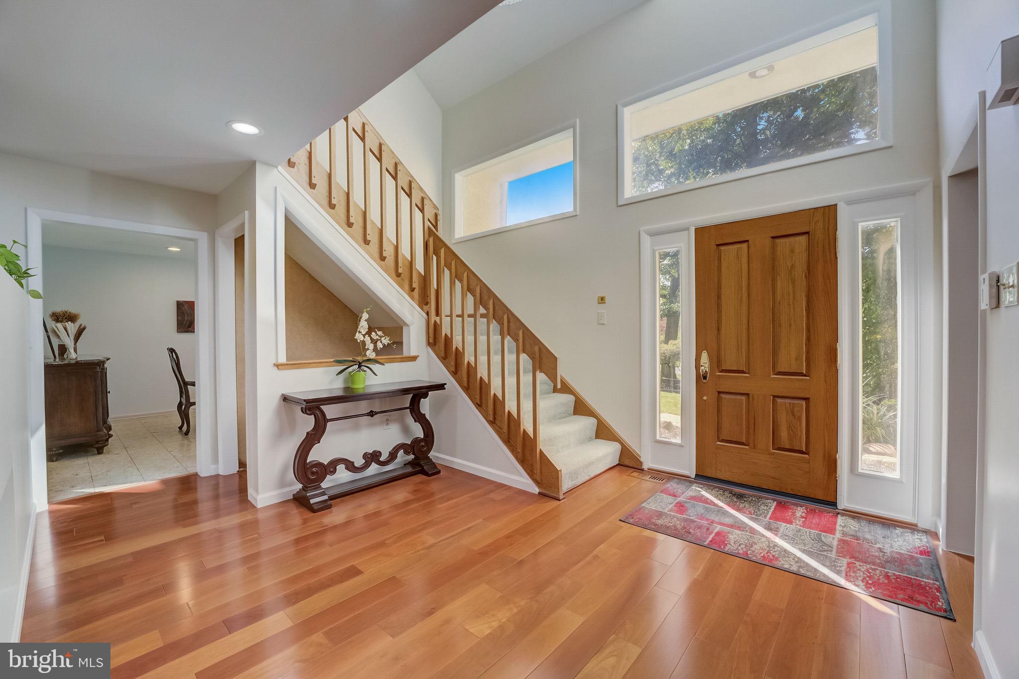 INDIAN CREEK - Residential