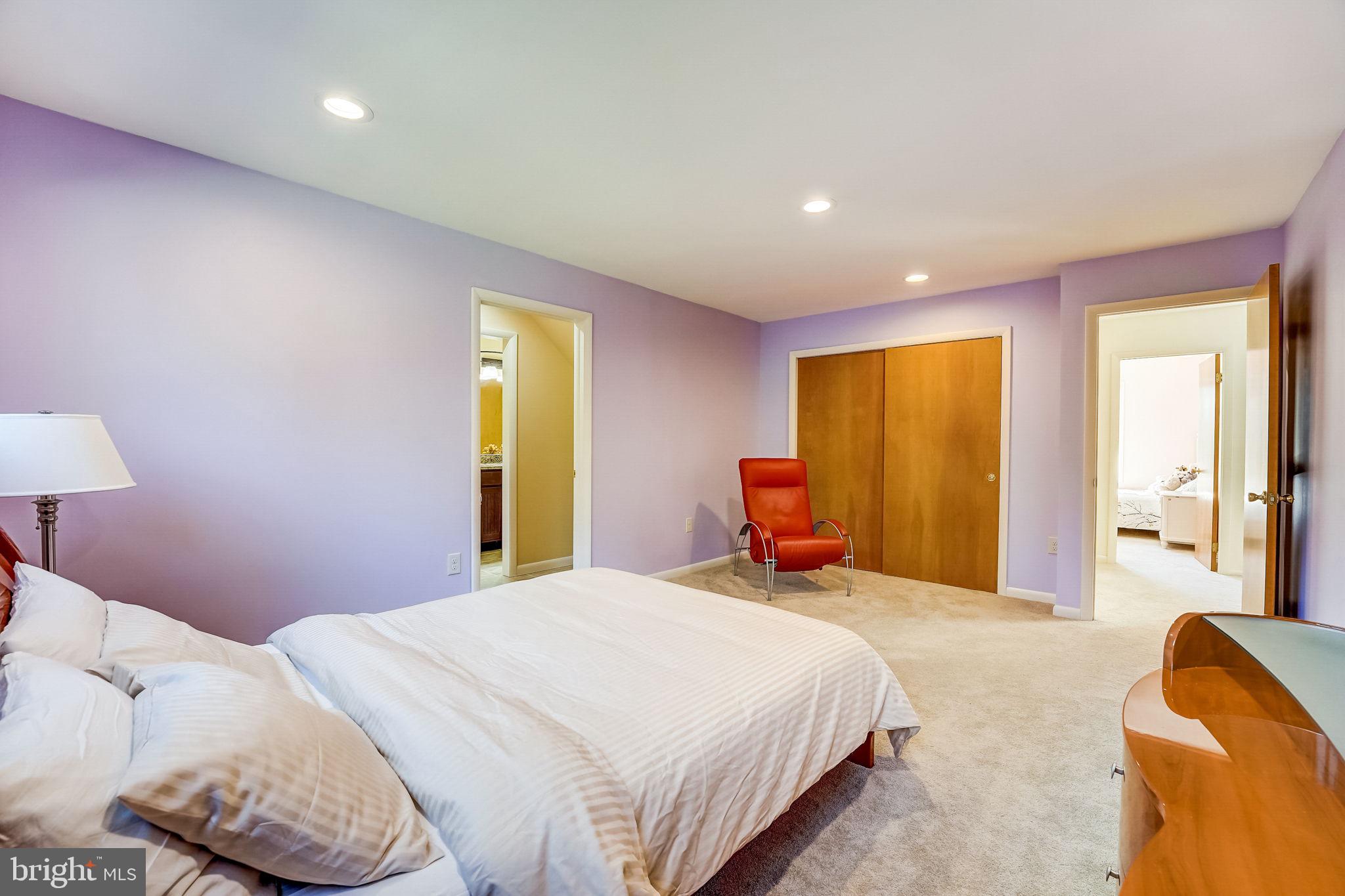 INDIAN CREEK - Residential