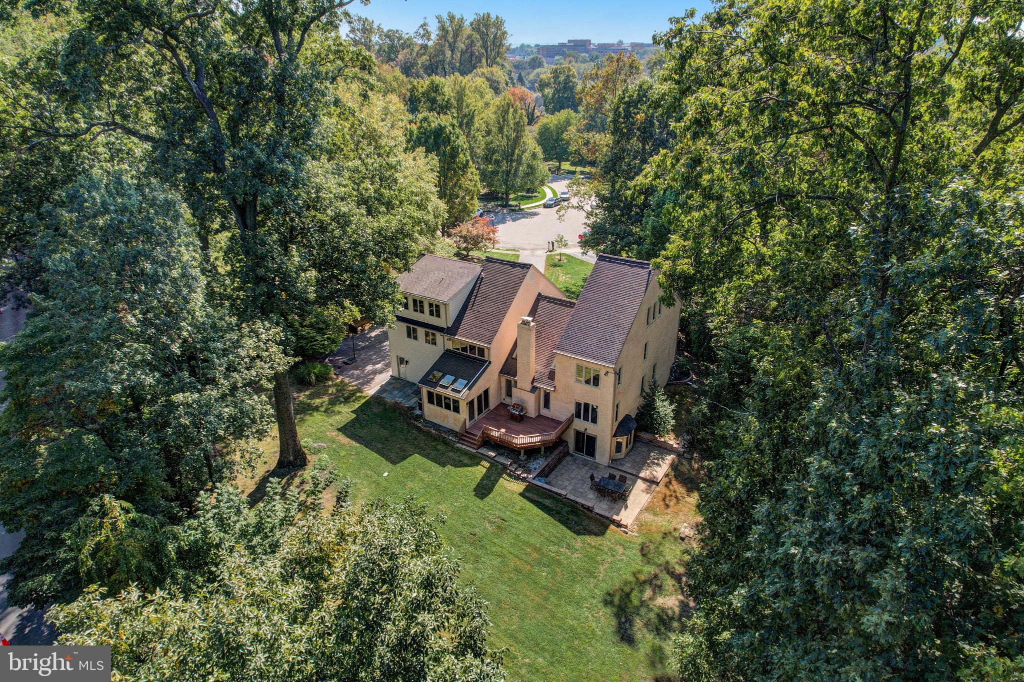 INDIAN CREEK - Residential