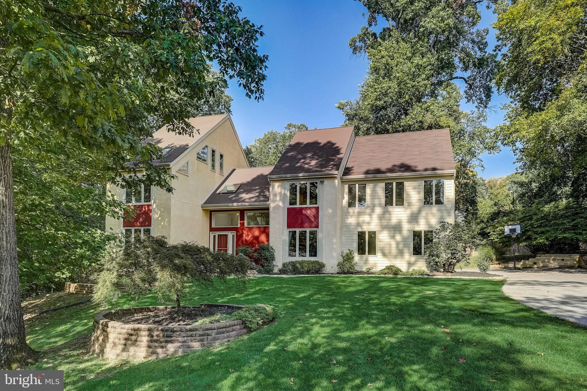 INDIAN CREEK - Residential