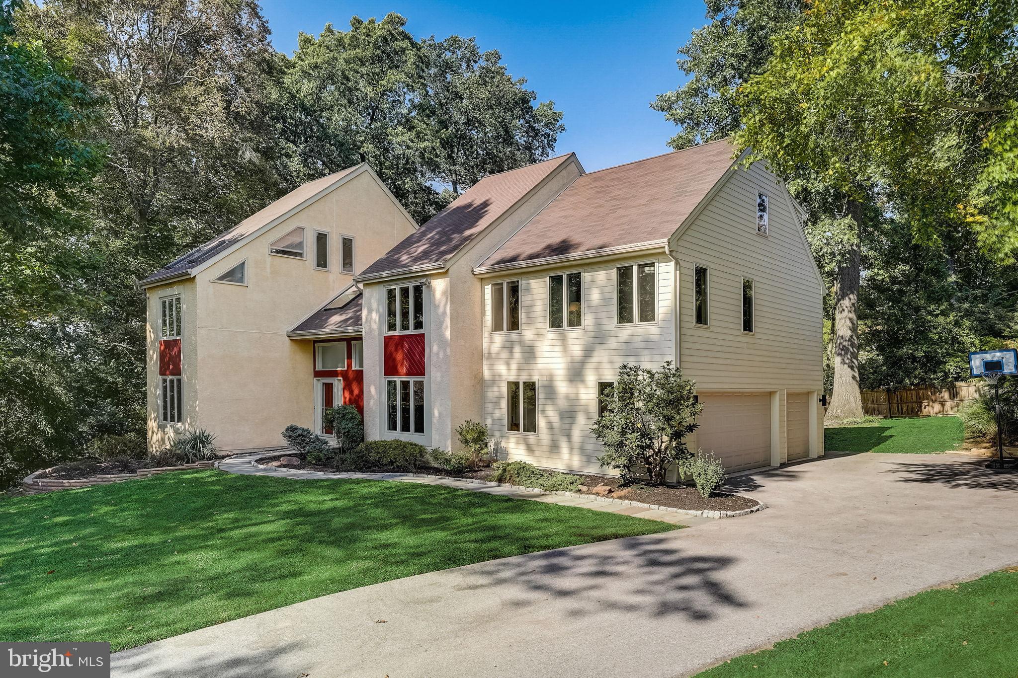 INDIAN CREEK - Residential