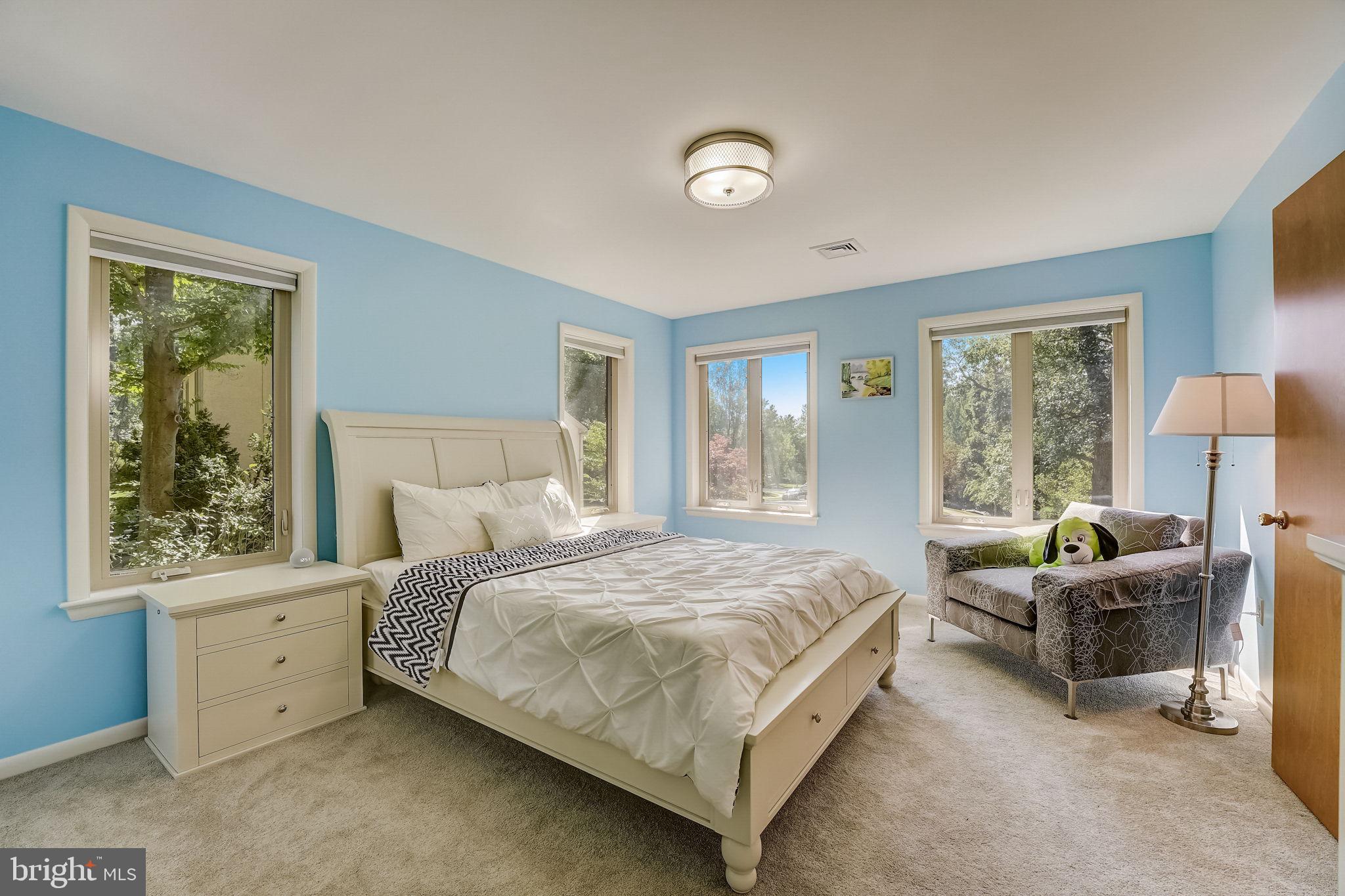 INDIAN CREEK - Residential