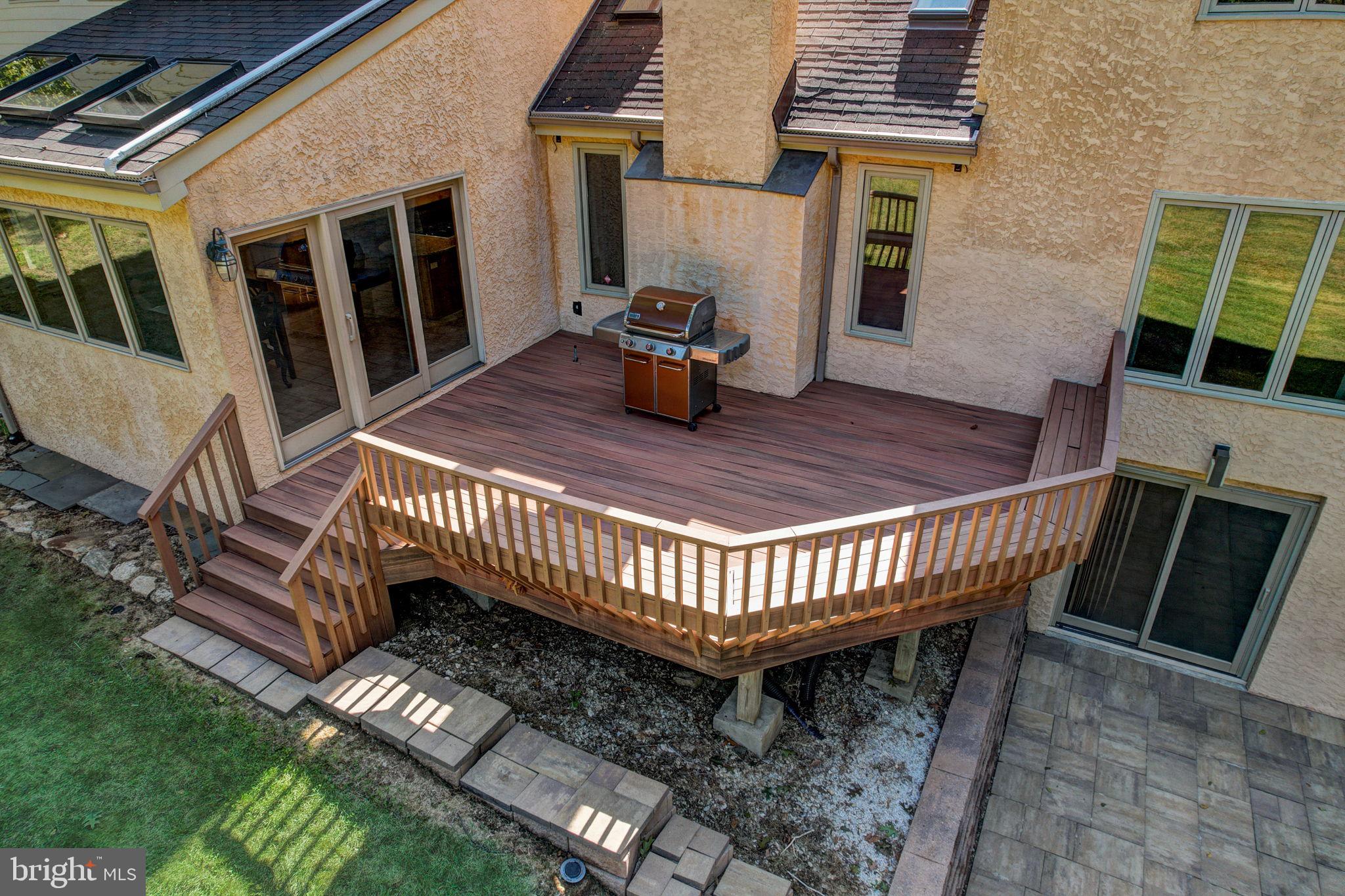 INDIAN CREEK - Residential