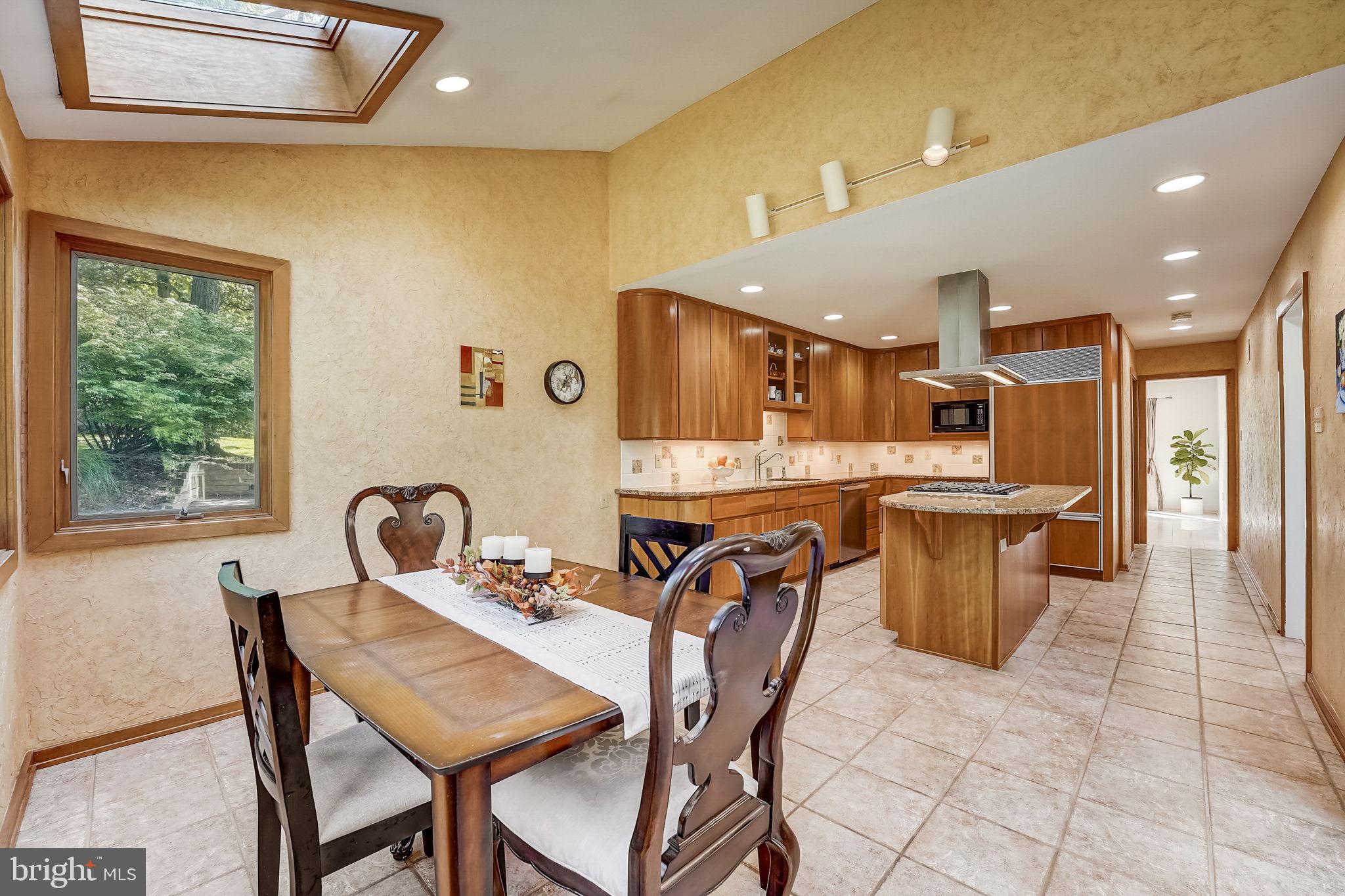 INDIAN CREEK - Residential