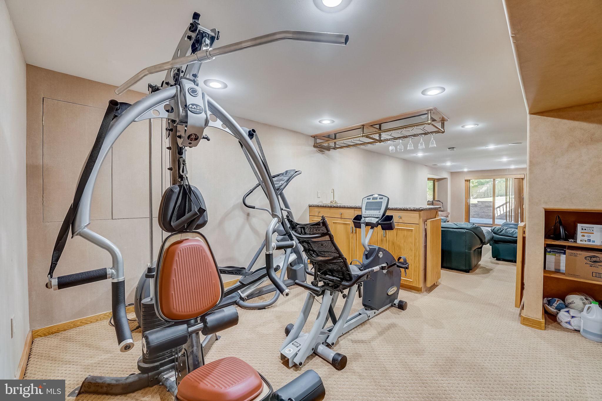 INDIAN CREEK - Residential