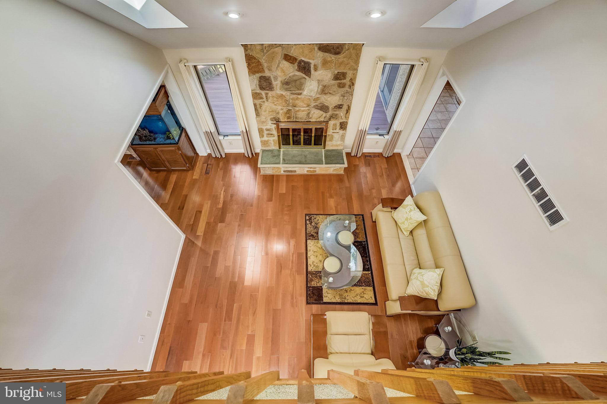 INDIAN CREEK - Residential