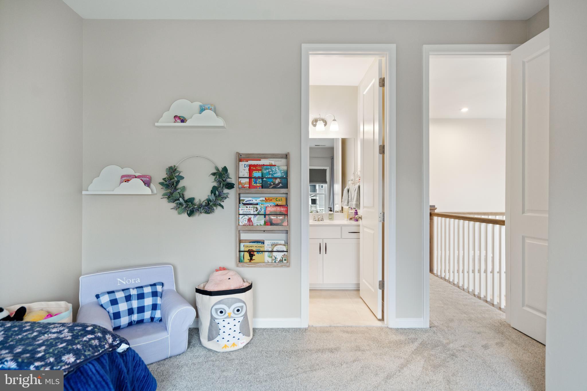 ABRAMS POINTE - Residential