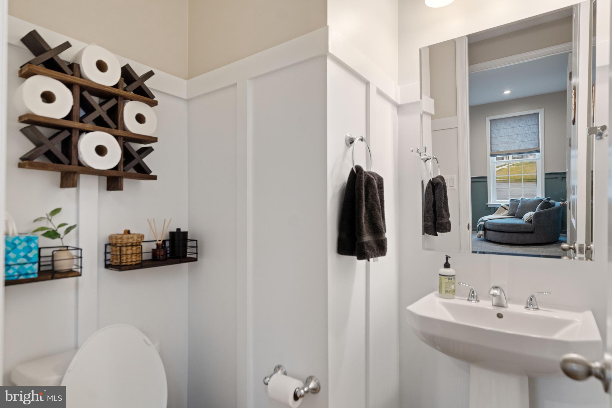 ABRAMS POINTE - Residential