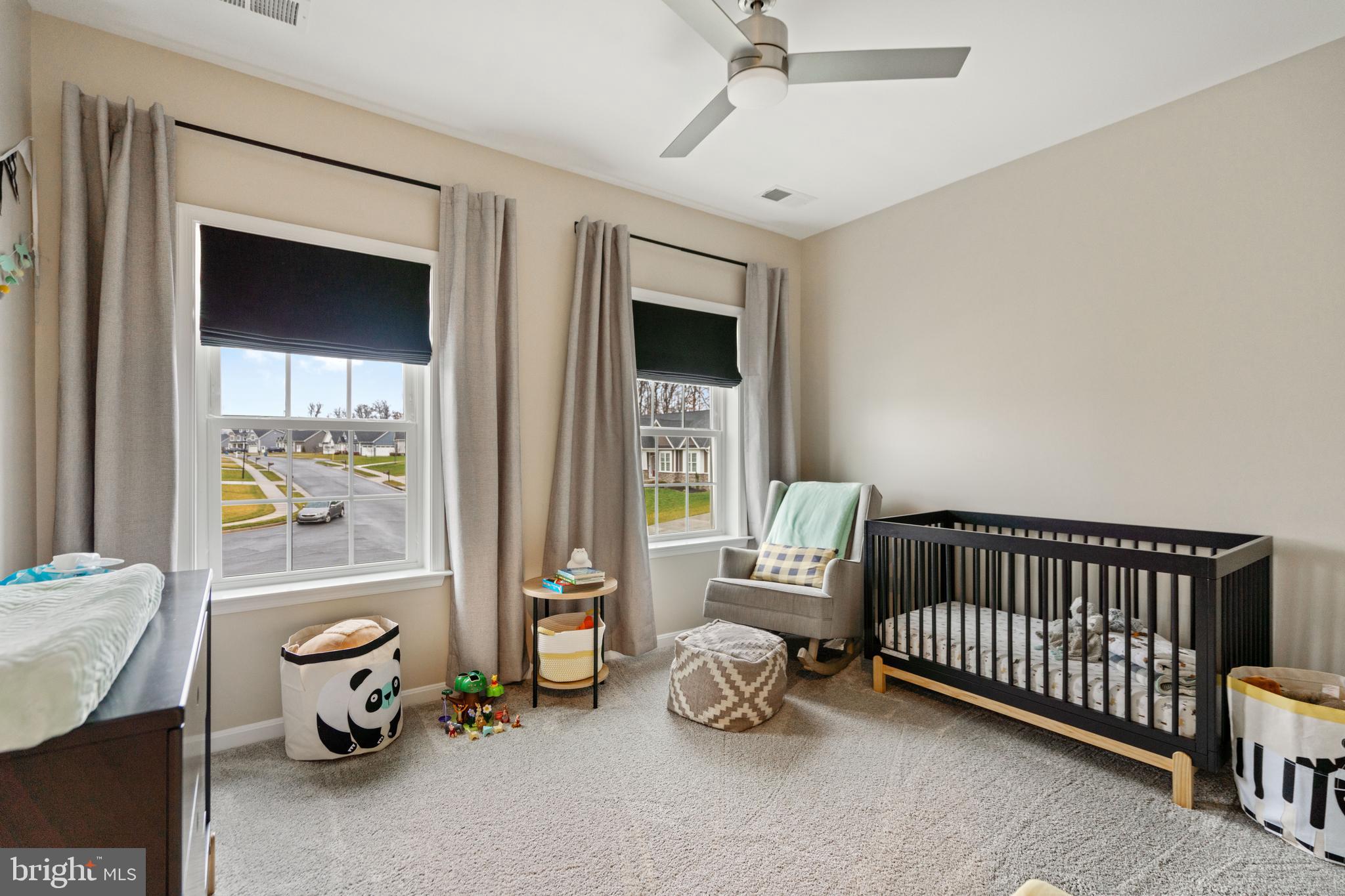 ABRAMS POINTE - Residential