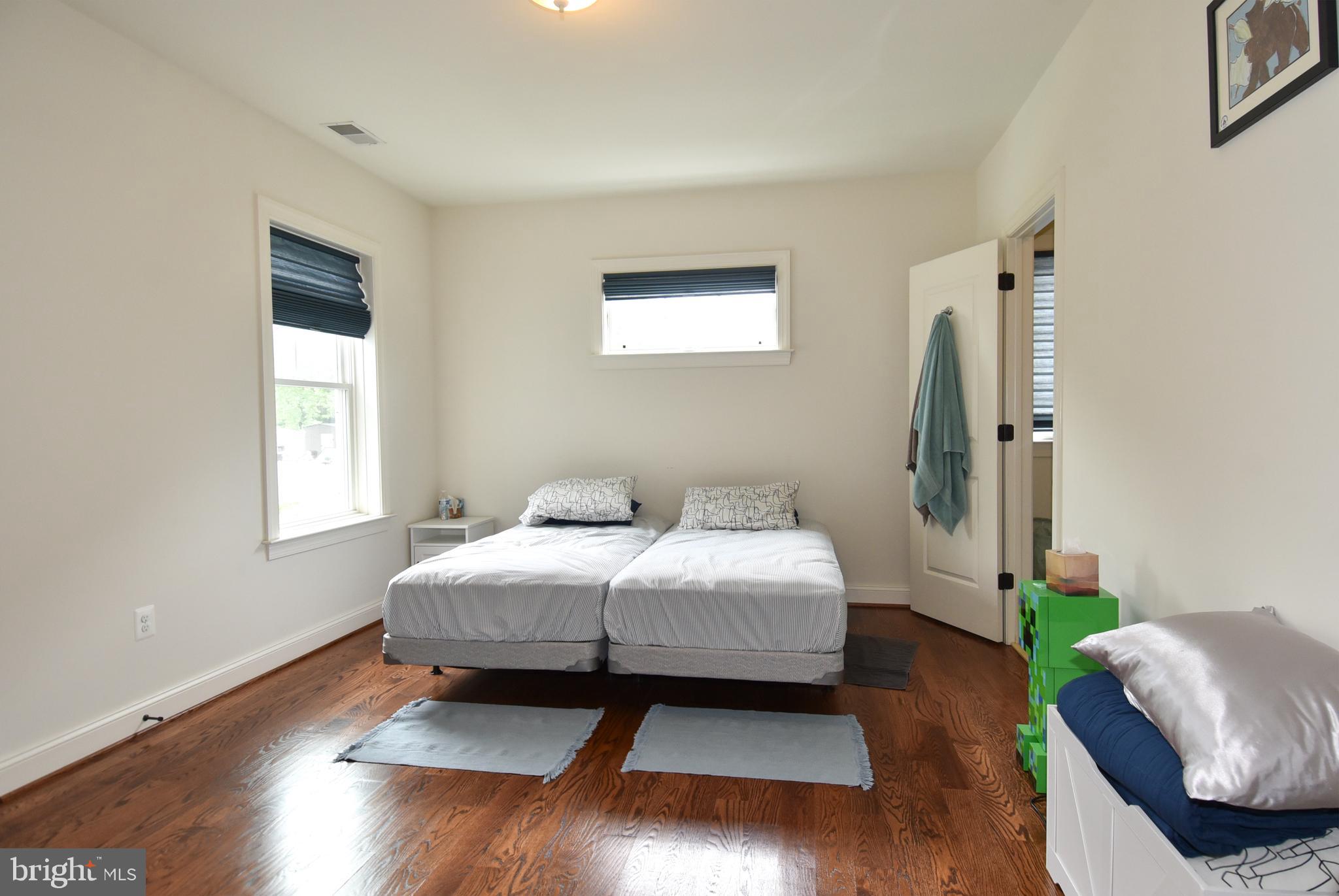 ALTA VISTA GARDENS - Residential Lease