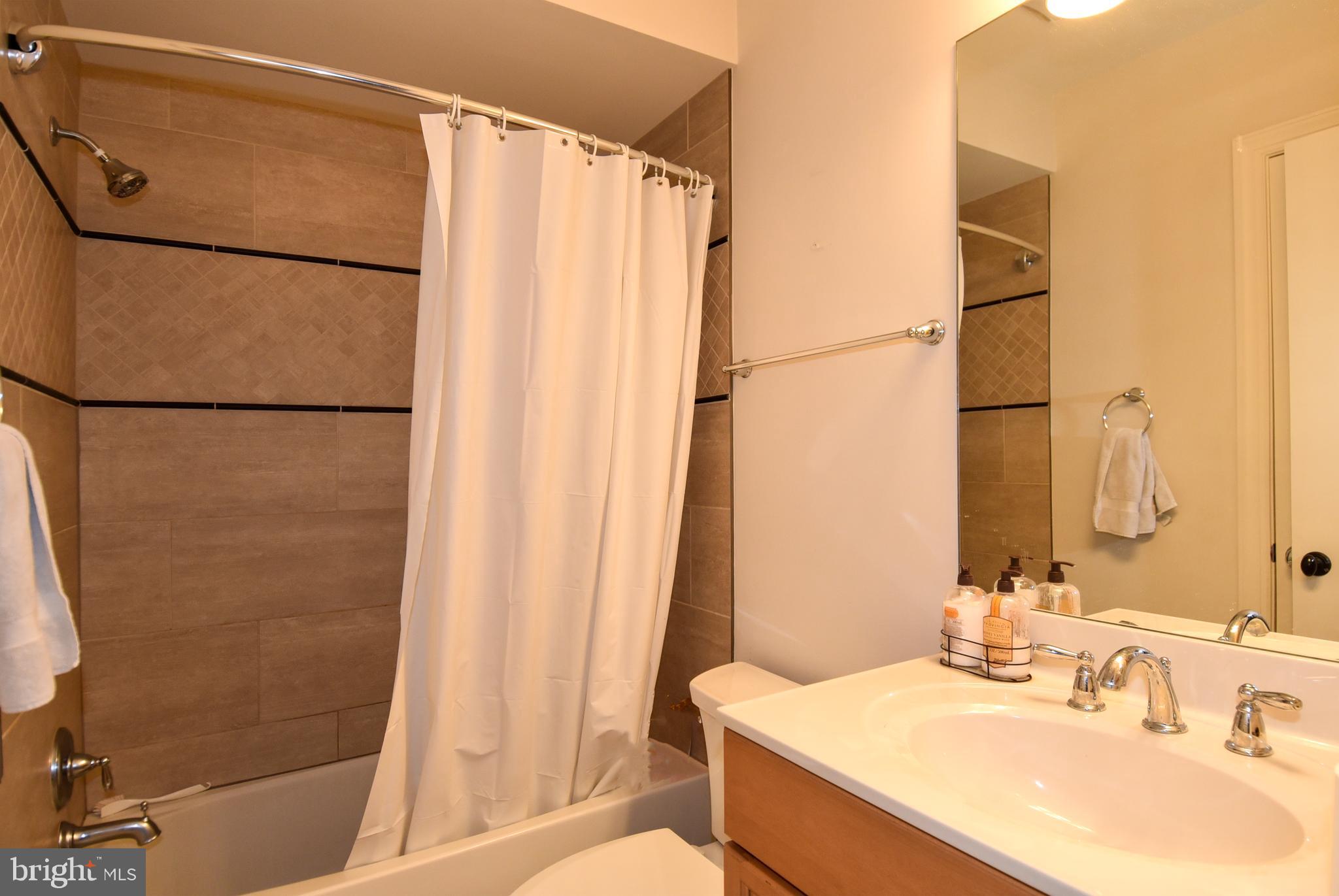 ALTA VISTA GARDENS - Residential Lease