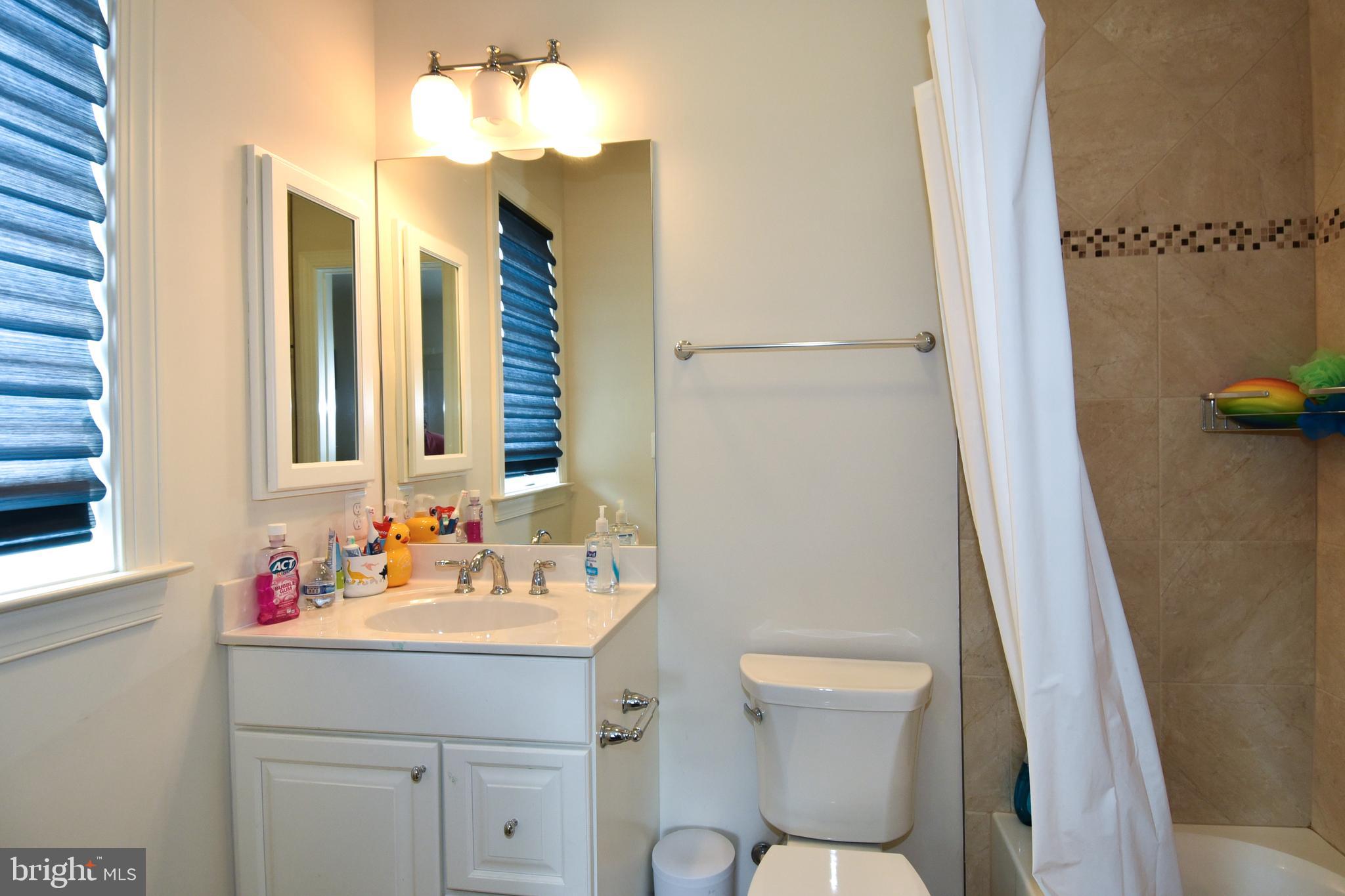 ALTA VISTA GARDENS - Residential Lease