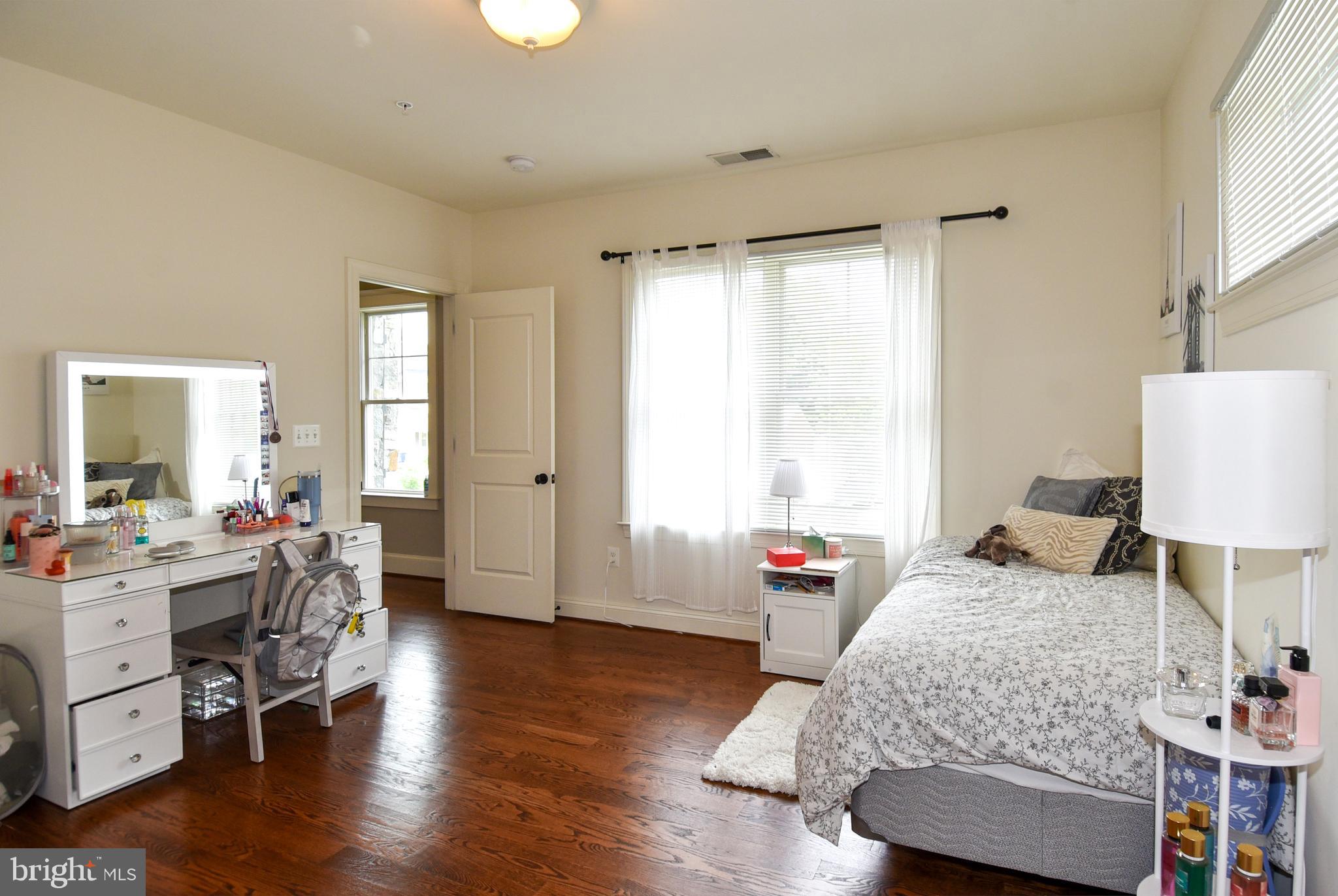 ALTA VISTA GARDENS - Residential Lease