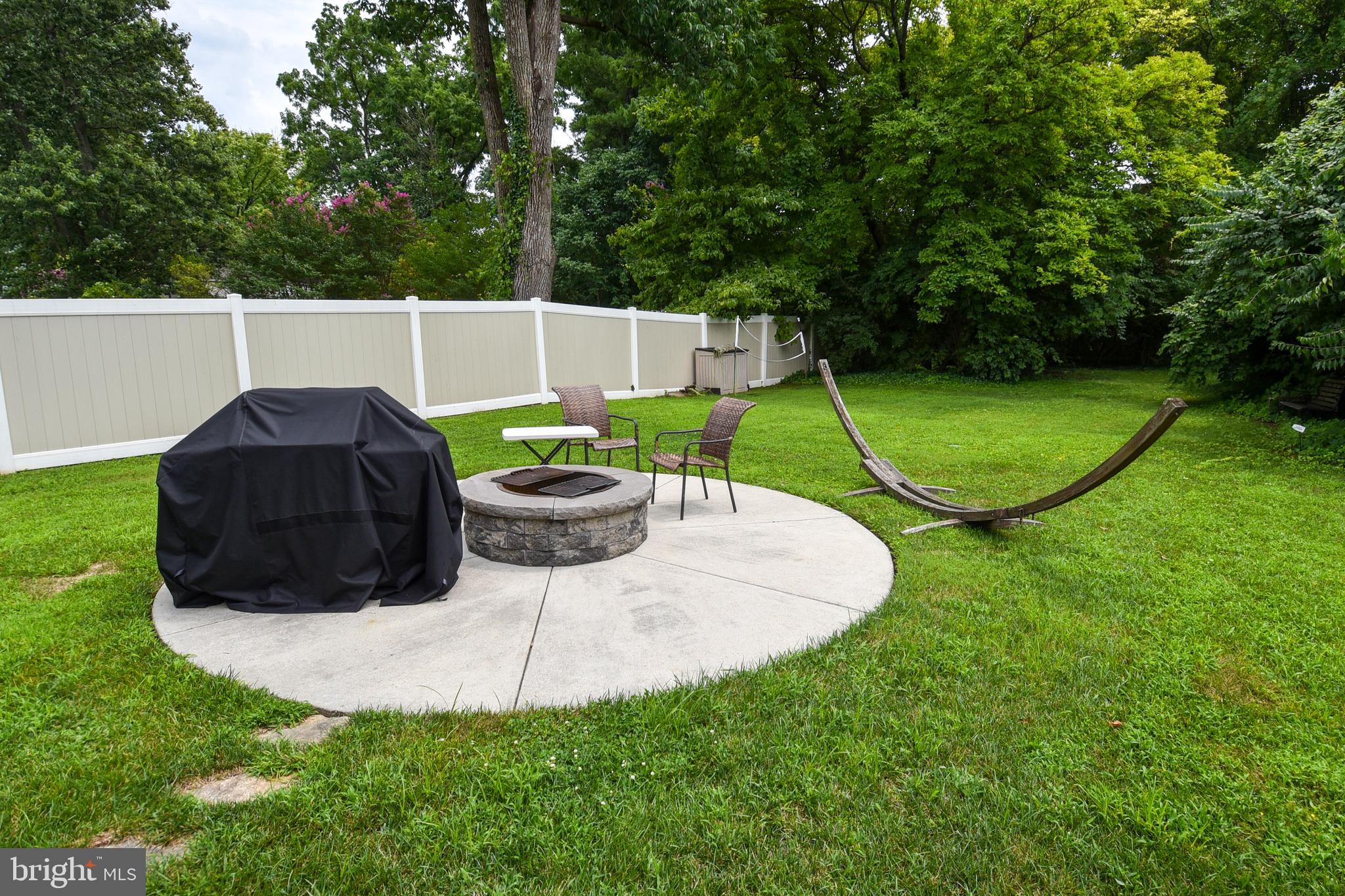 ALTA VISTA GARDENS - Residential Lease