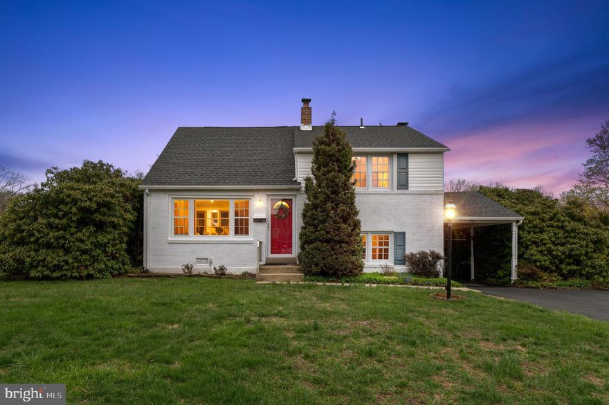 ** OFFER DEADLINE MONDAY, April 14th AT 12:00PM, Seller will review all offers and respond by Tuesday. Seller reserves the right to accept an offer prior to the deadline**
Welcome to 227 Kevin Lane – a lovingly maintained split-level home in the heart of desirable Media, PA! This 3-bedroom, 1.5 bathroom detached home offers the perfect blend of comfort, space, and location.

Step inside to find an inviting layout filled with natural light throughout. The main level features a spacious living area and a functional flow that continues through to the dining space and kitchen, making it perfect for everyday living or entertaining guests. Upstairs, you’ll find four generously sized bedrooms and two full bathrooms, providing plenty of room for everyone.

The full basement offers ample storage and loads of potential – whether you're looking to create a rec room, home office, gym, or workshop, the possibilities are endless. Outside, enjoy a fenced-in rear yard, ideal for pets, play, or summer barbecues.

Located in a prime area near shops, restaurants, and major travel routes, this home offers both convenience and charm. Whether you're commuting or enjoying a weekend out, you’ll love everything this location has to offer.

Don’t miss your opportunity to own this well-cared-for gem in the sought-after Media area – schedule your private tour today!