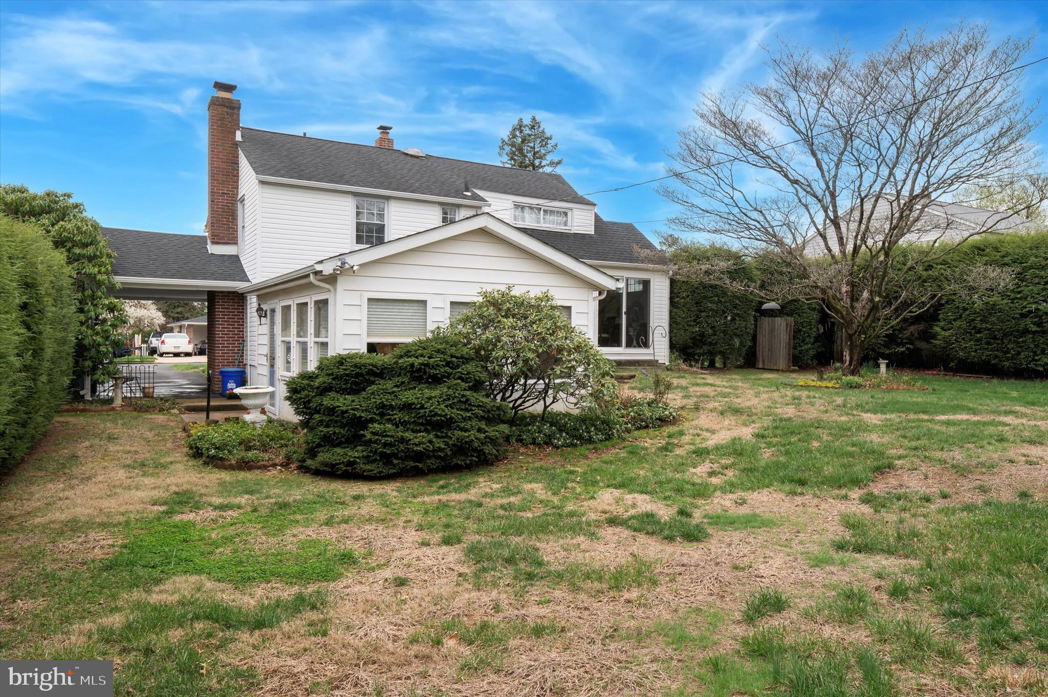 PENNELL MANOR - Residential