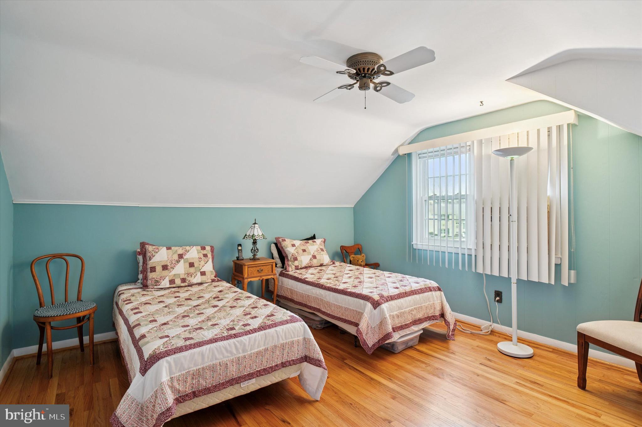 PENNELL MANOR - Residential