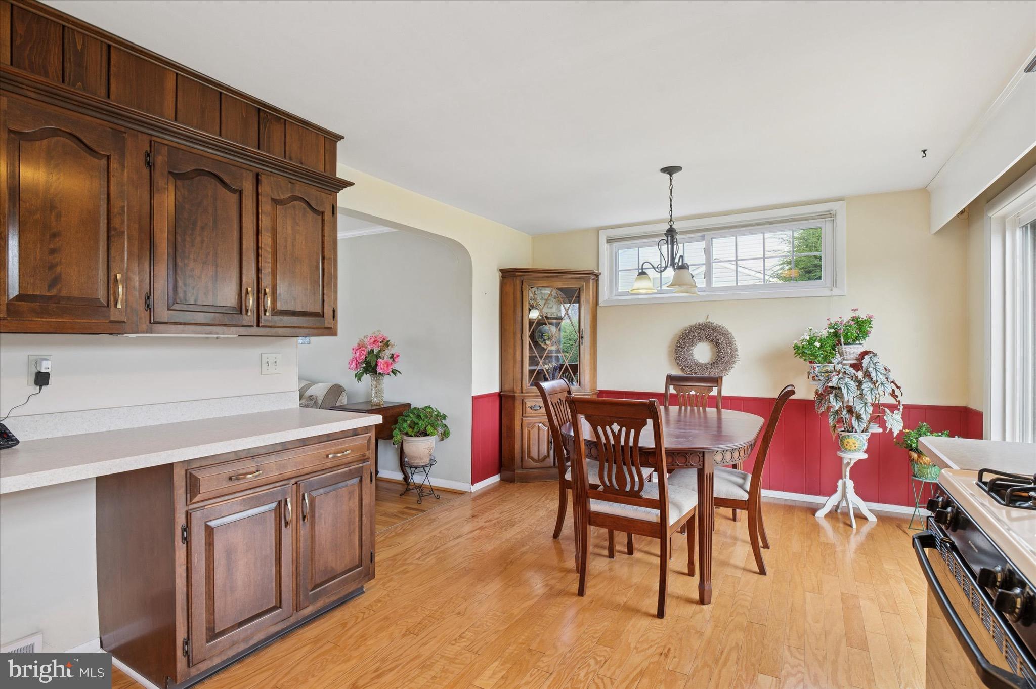 PENNELL MANOR - Residential