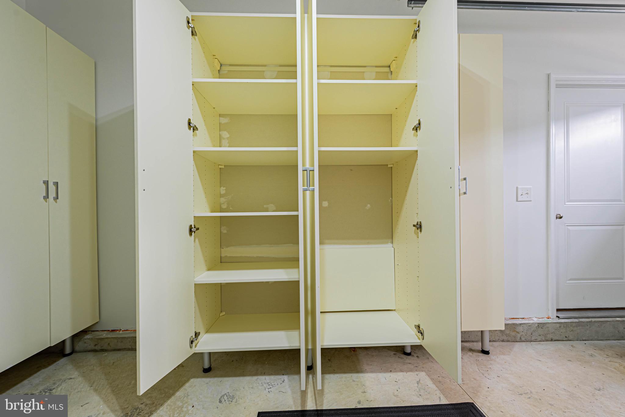 SHOREVIEW WOODS - Residential