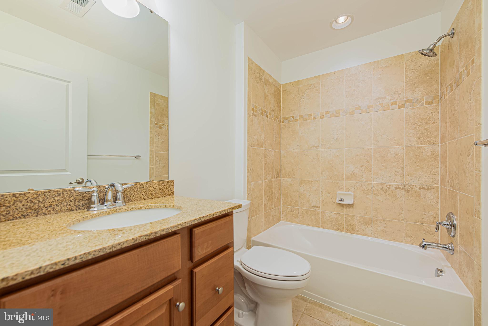 SHOREVIEW WOODS - Residential