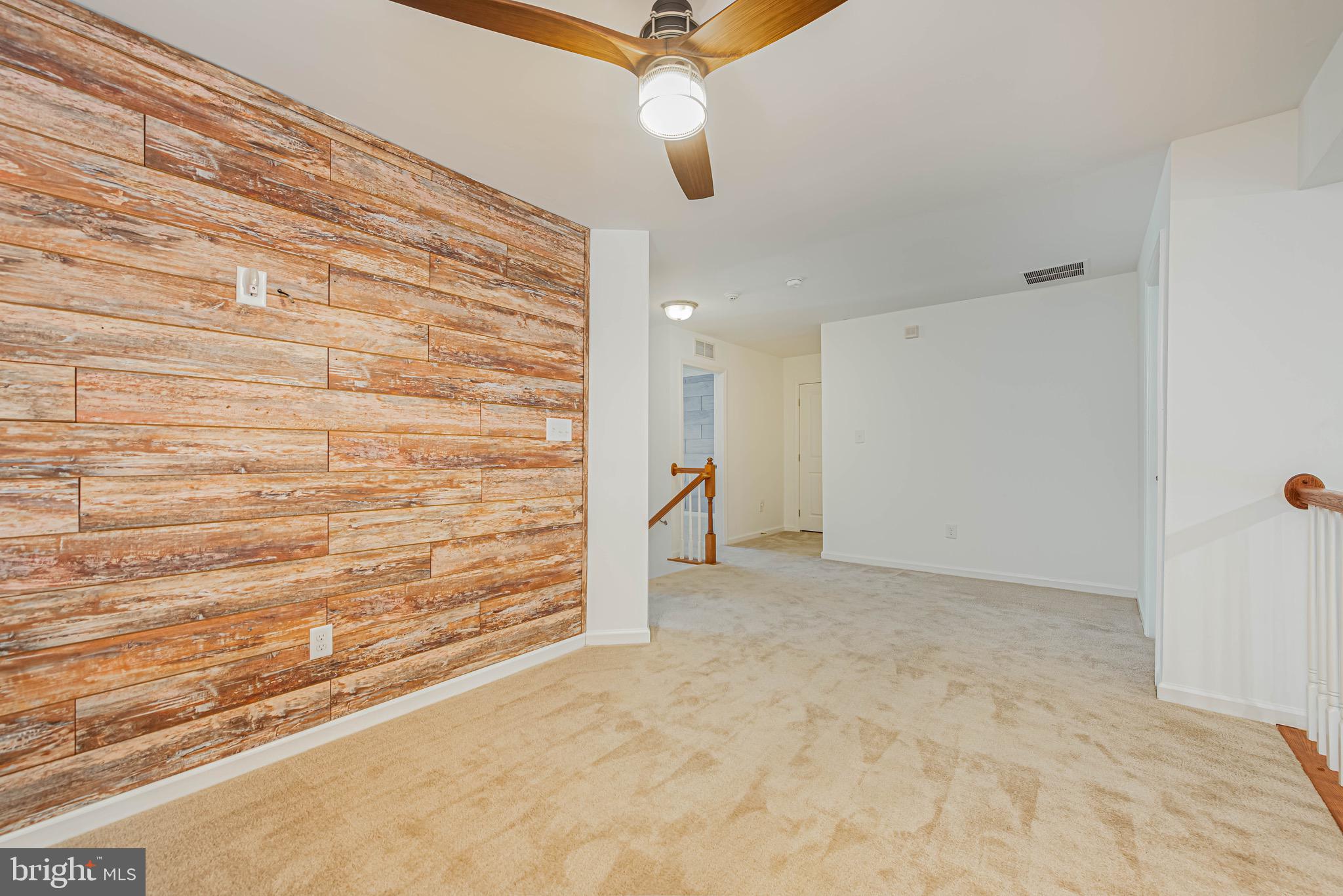 SHOREVIEW WOODS - Residential