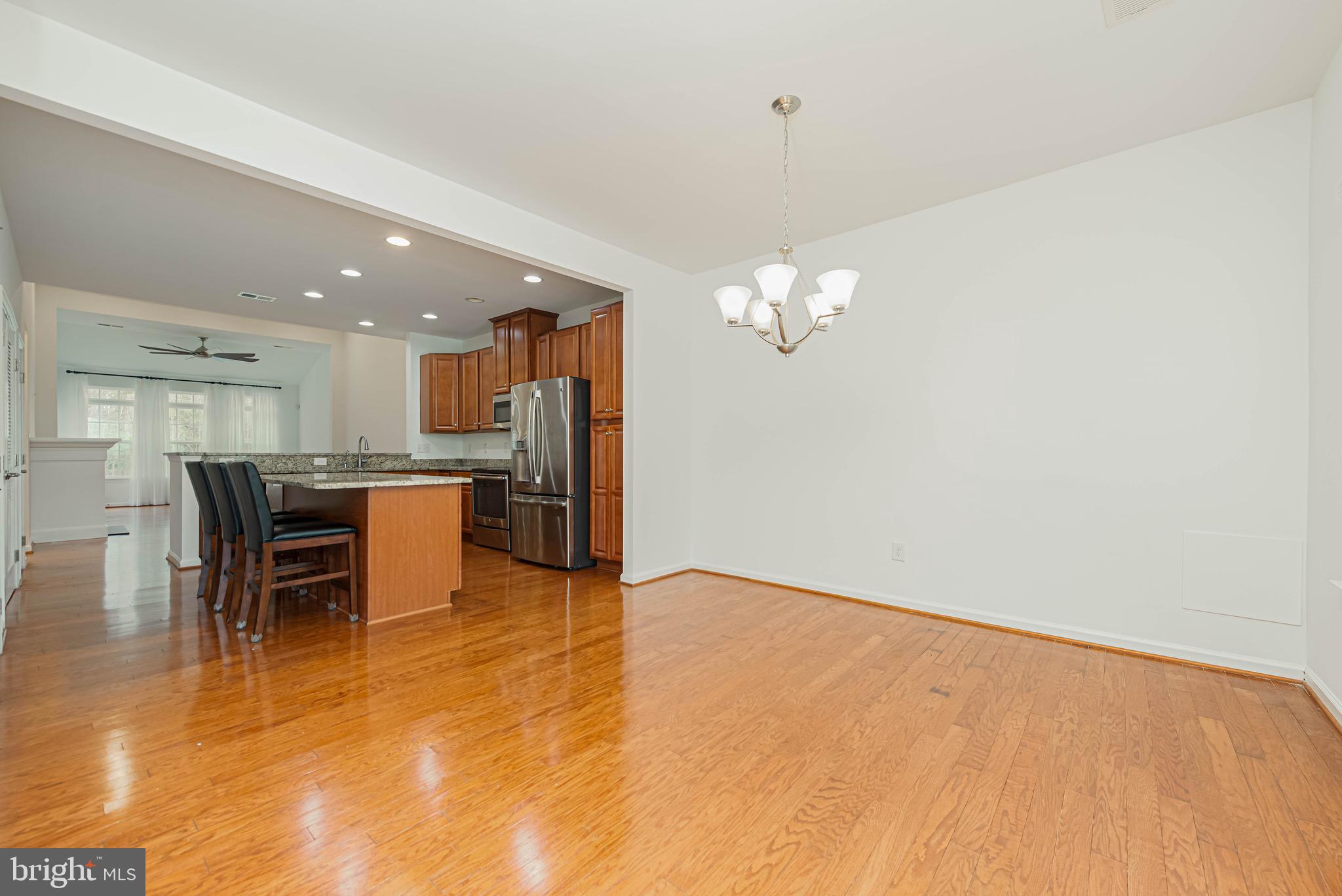 SHOREVIEW WOODS - Residential