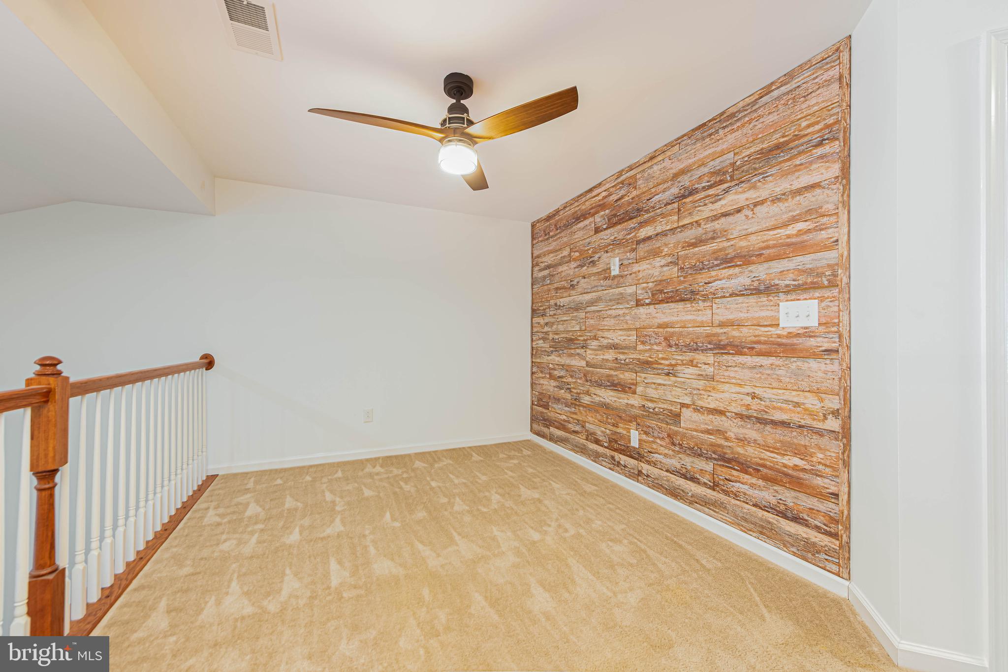 SHOREVIEW WOODS - Residential