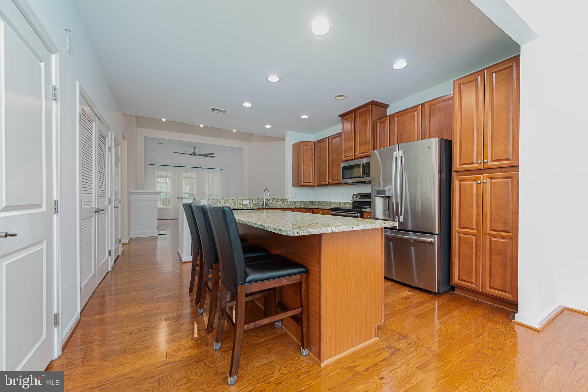 SHOREVIEW WOODS - Residential