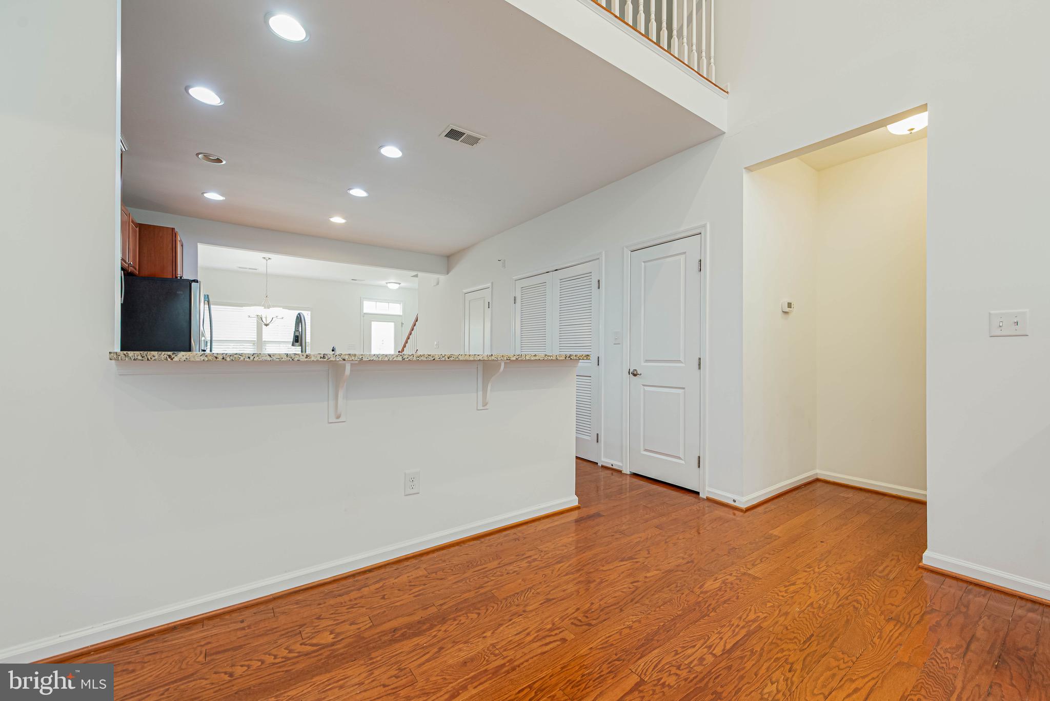 SHOREVIEW WOODS - Residential