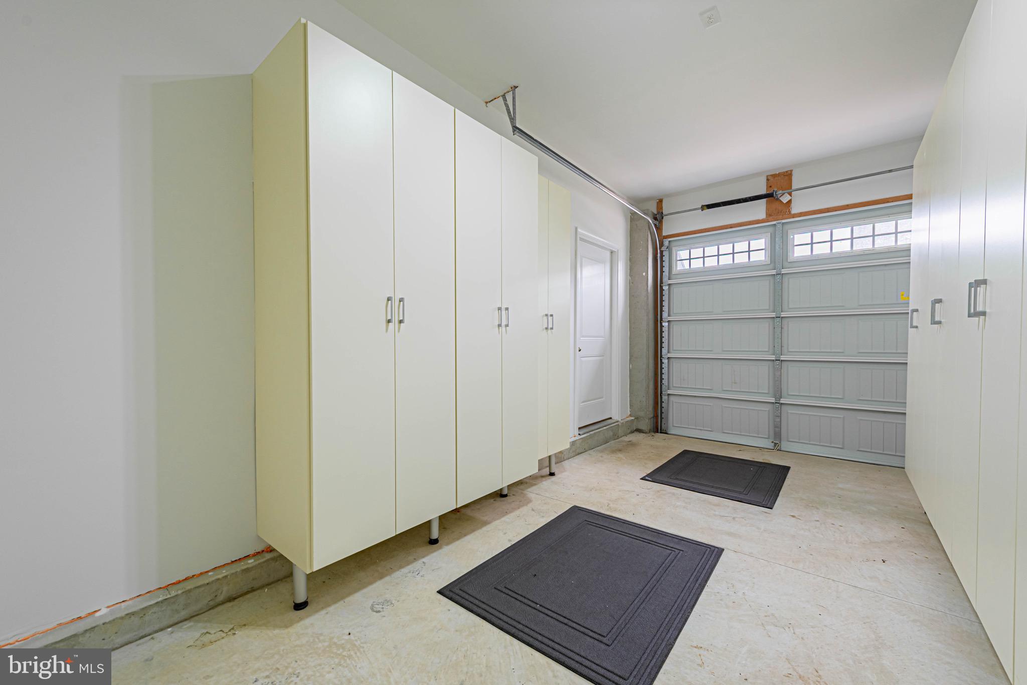 SHOREVIEW WOODS - Residential