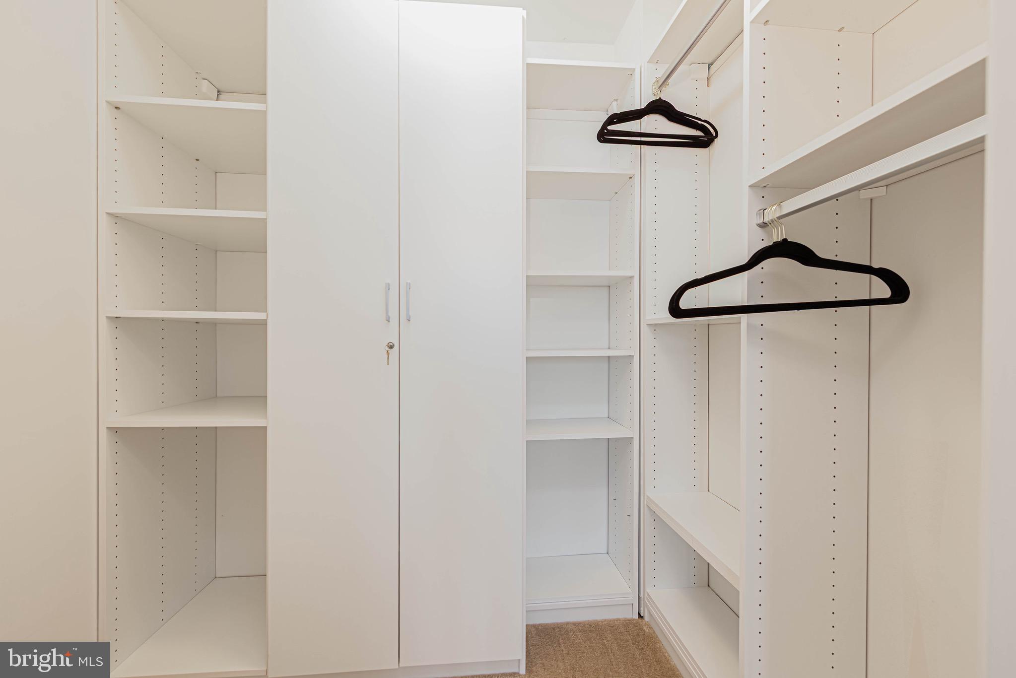 SHOREVIEW WOODS - Residential