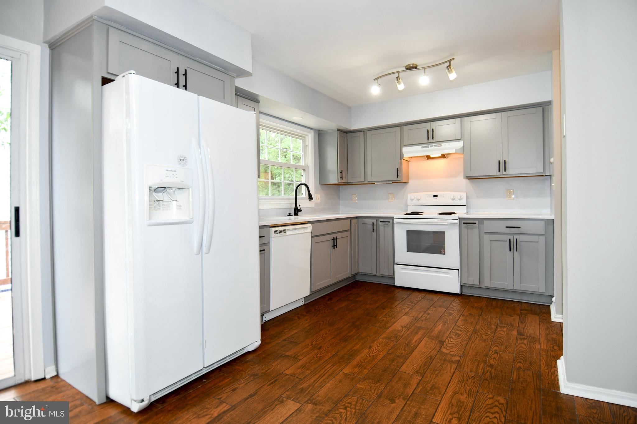 CHURCHILL TOWN SECTOR - Residential Lease