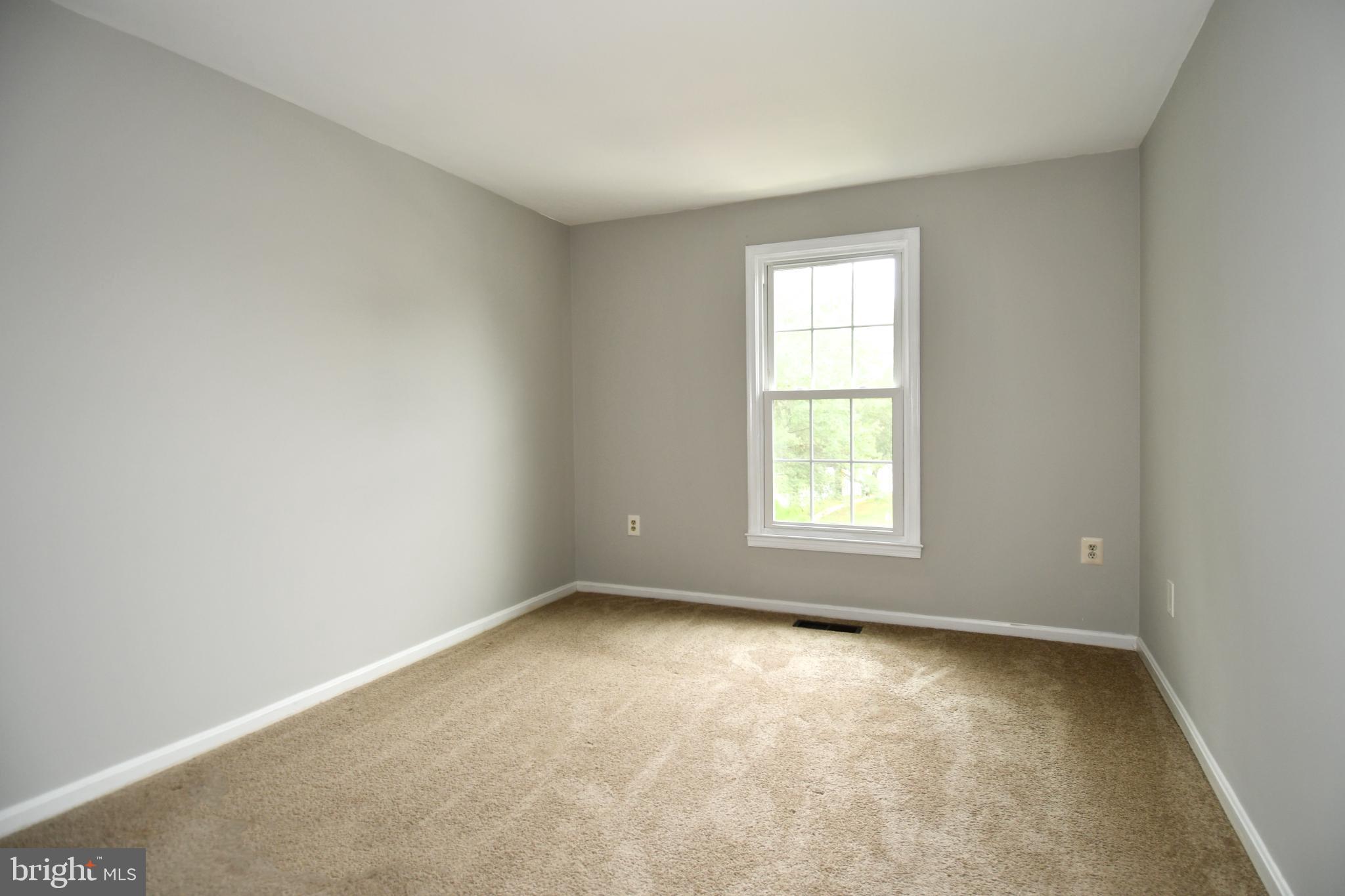 CHURCHILL TOWN SECTOR - Residential Lease