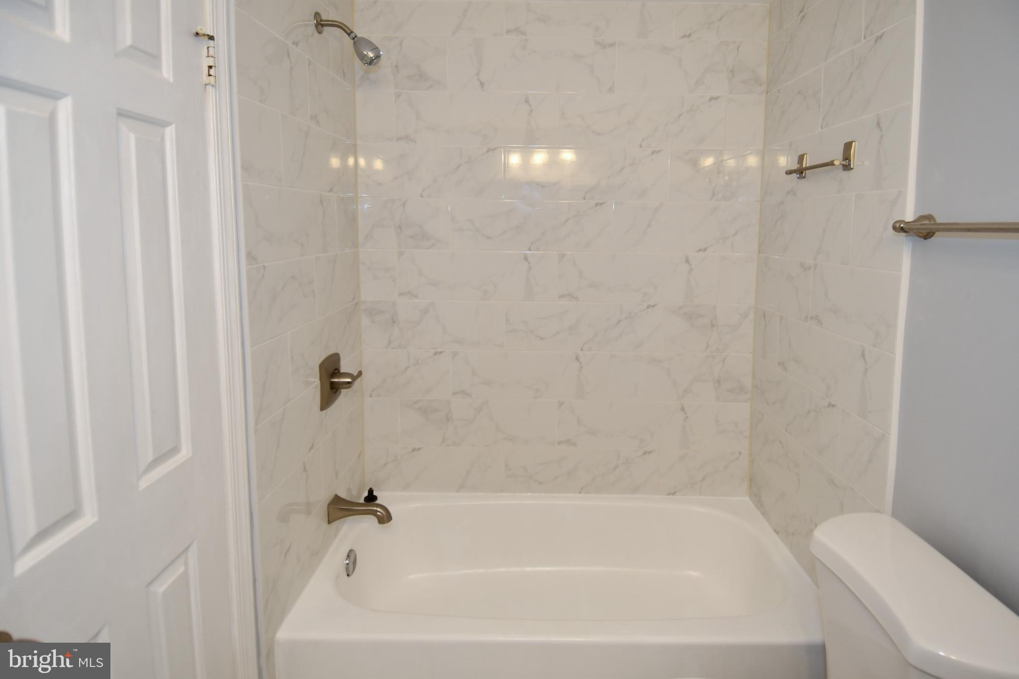 CHURCHILL TOWN SECTOR - Residential Lease