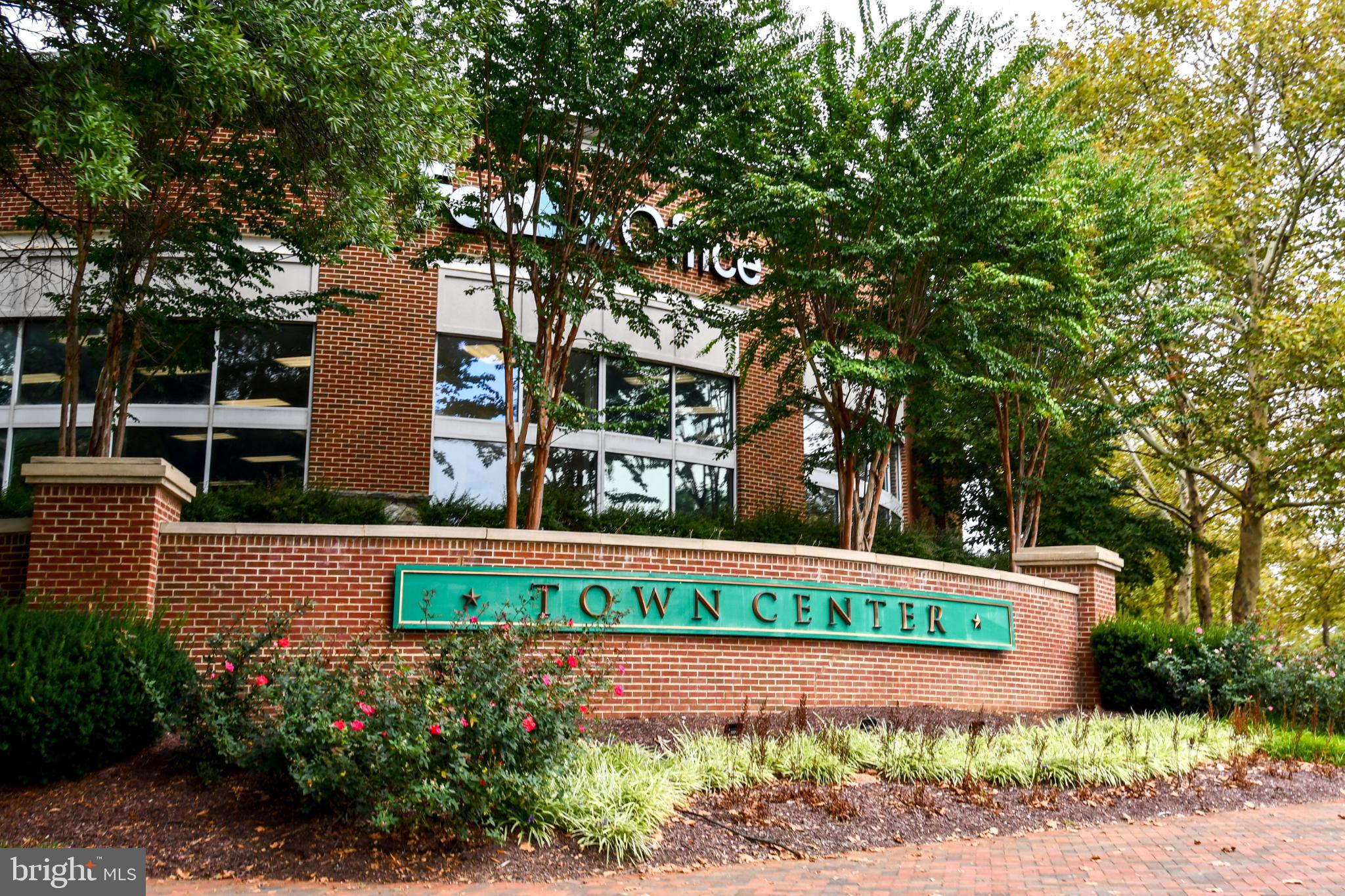 CHURCHILL TOWN SECTOR - Residential Lease