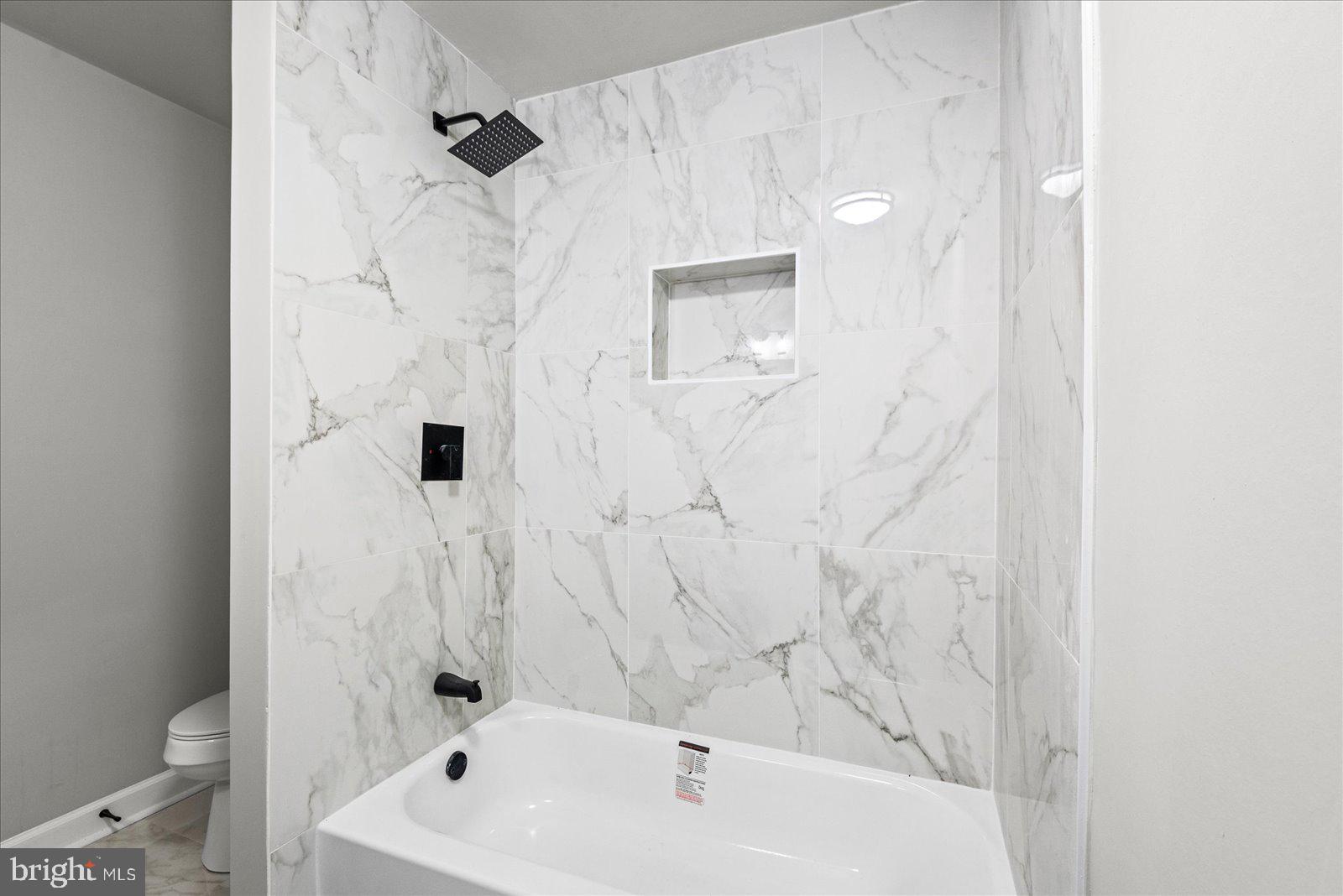 LAKE LAND OR - Residential