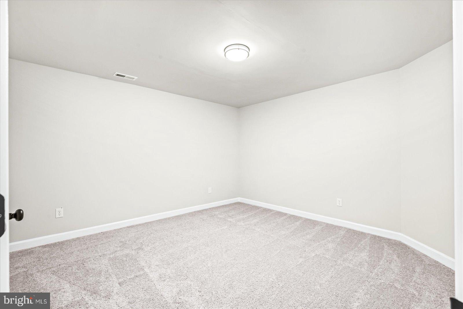 LAKE LAND OR - Residential