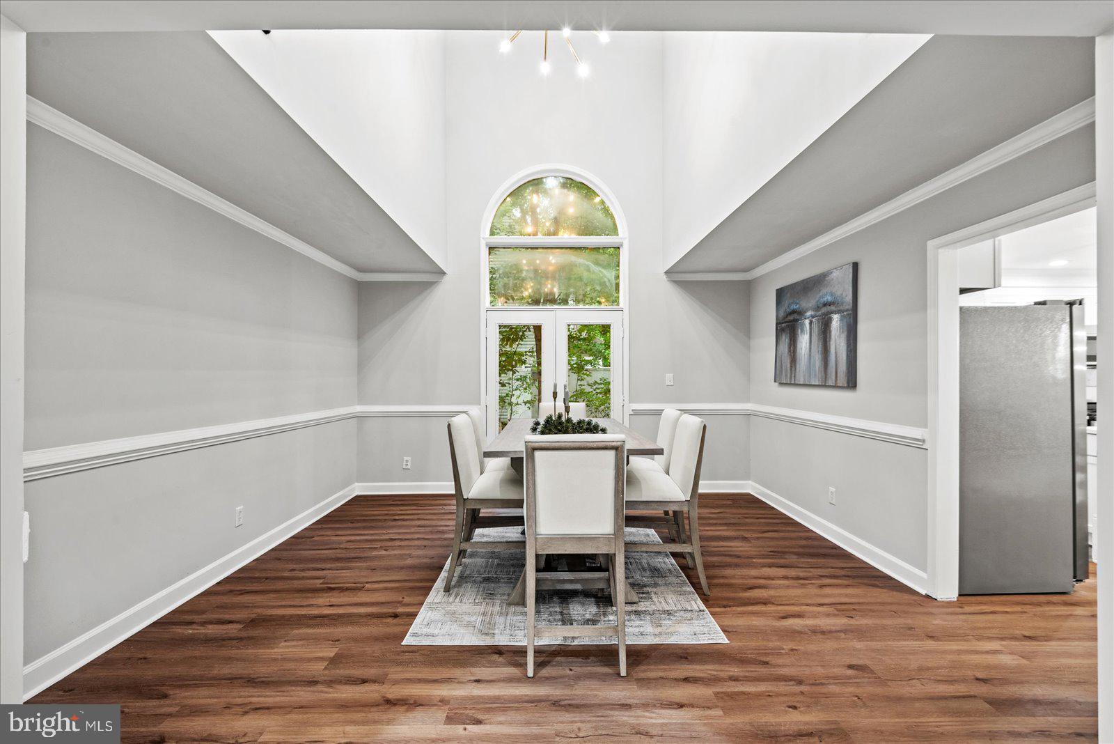 LAKE LAND OR - Residential