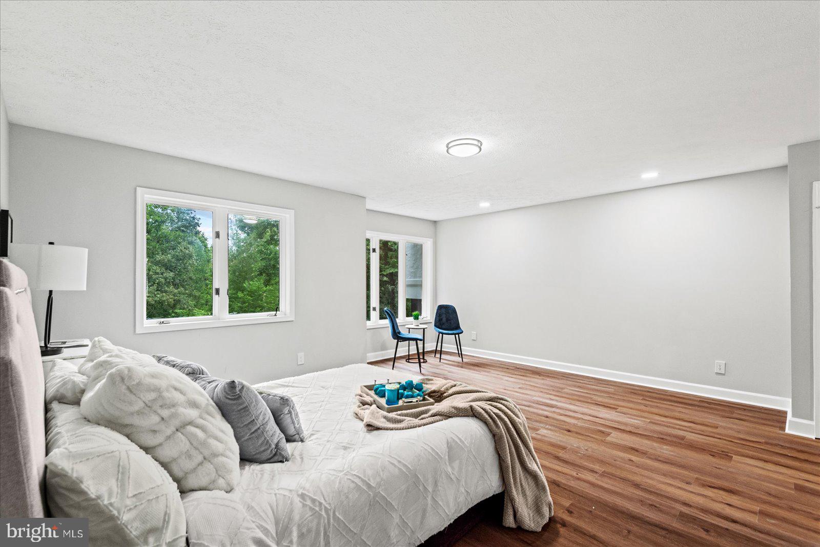 LAKE LAND OR - Residential