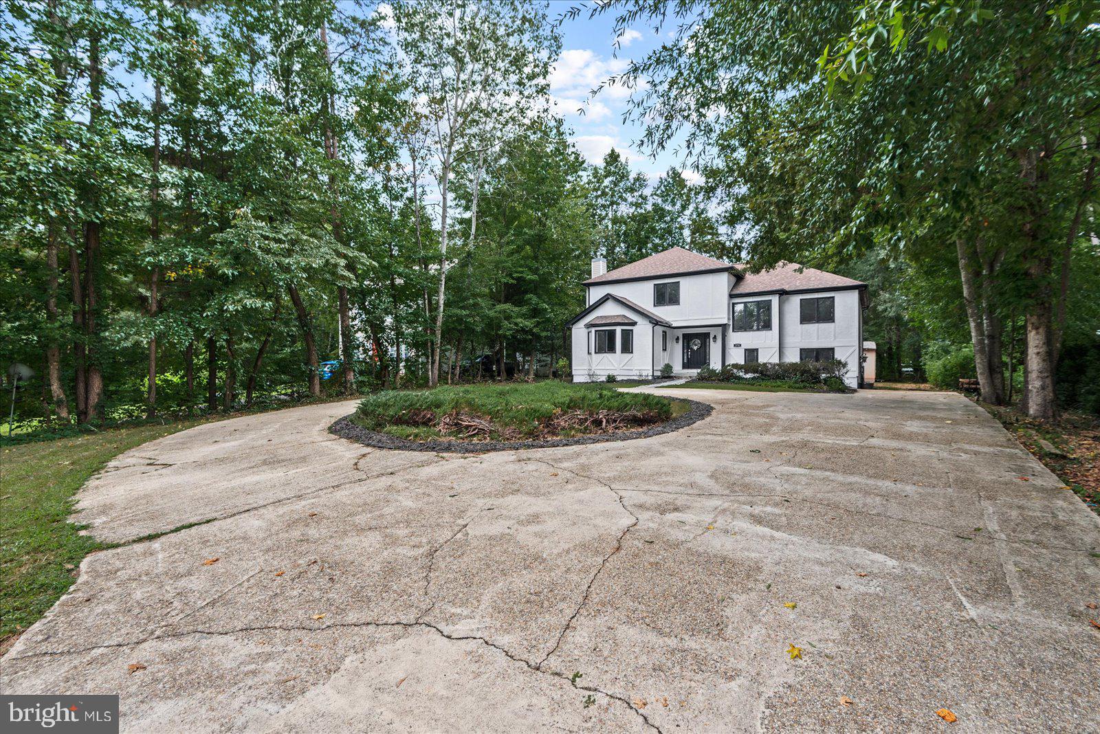 LAKE LAND OR - Residential