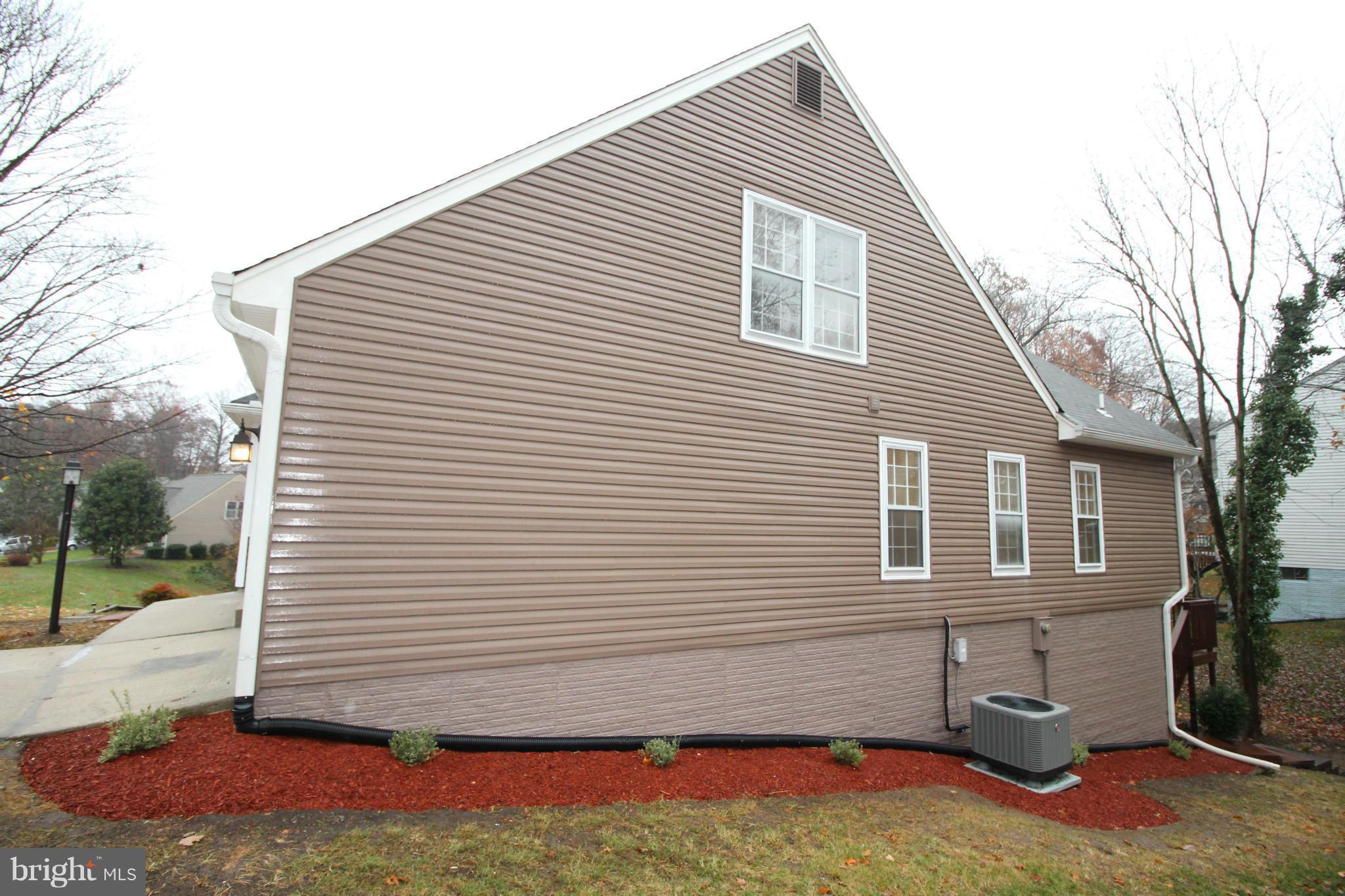 LAKE RIDGE - Residential