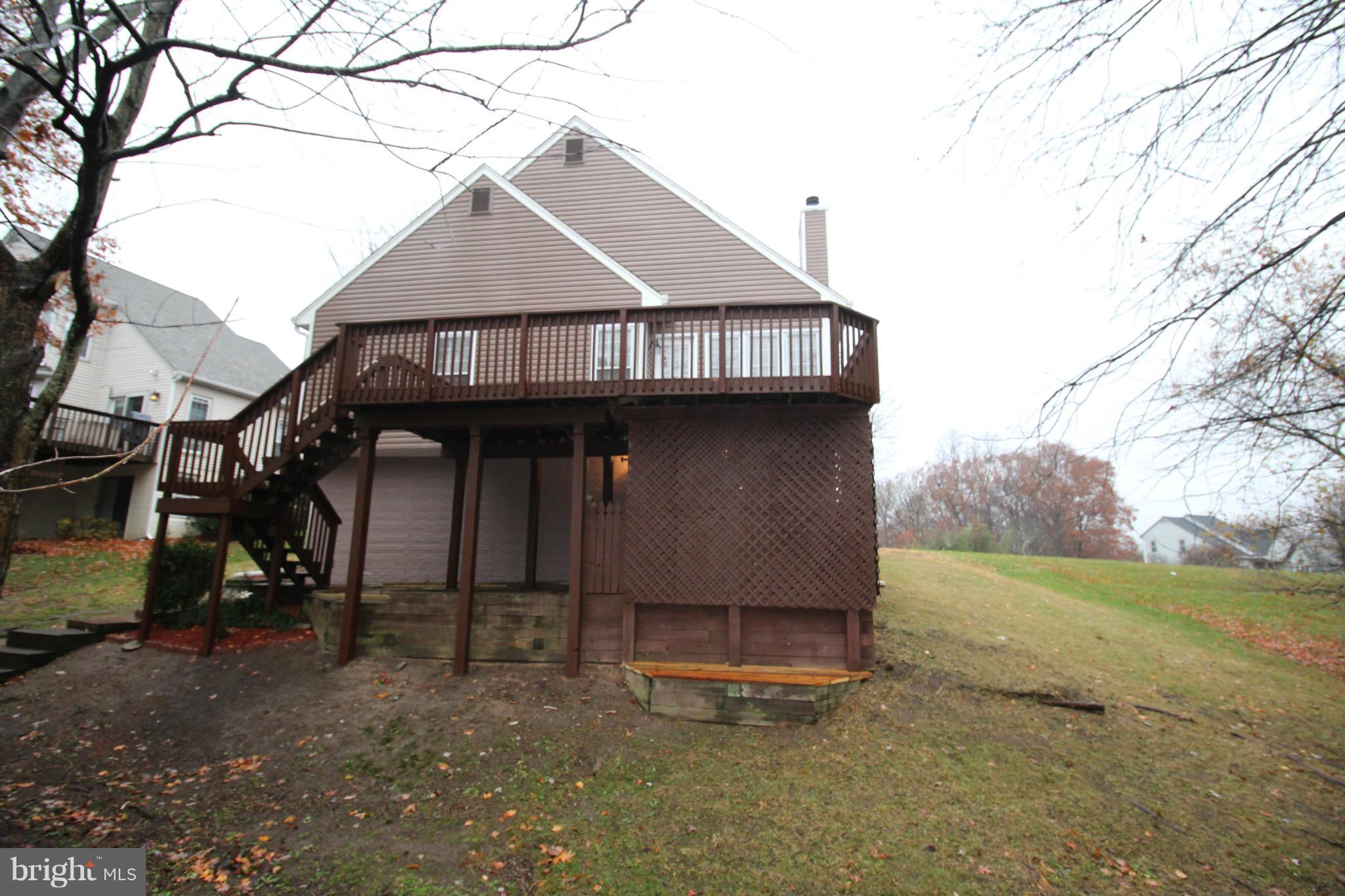 LAKE RIDGE - Residential