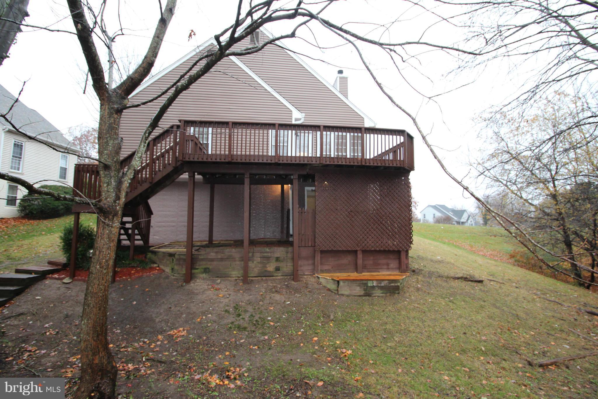 LAKE RIDGE - Residential