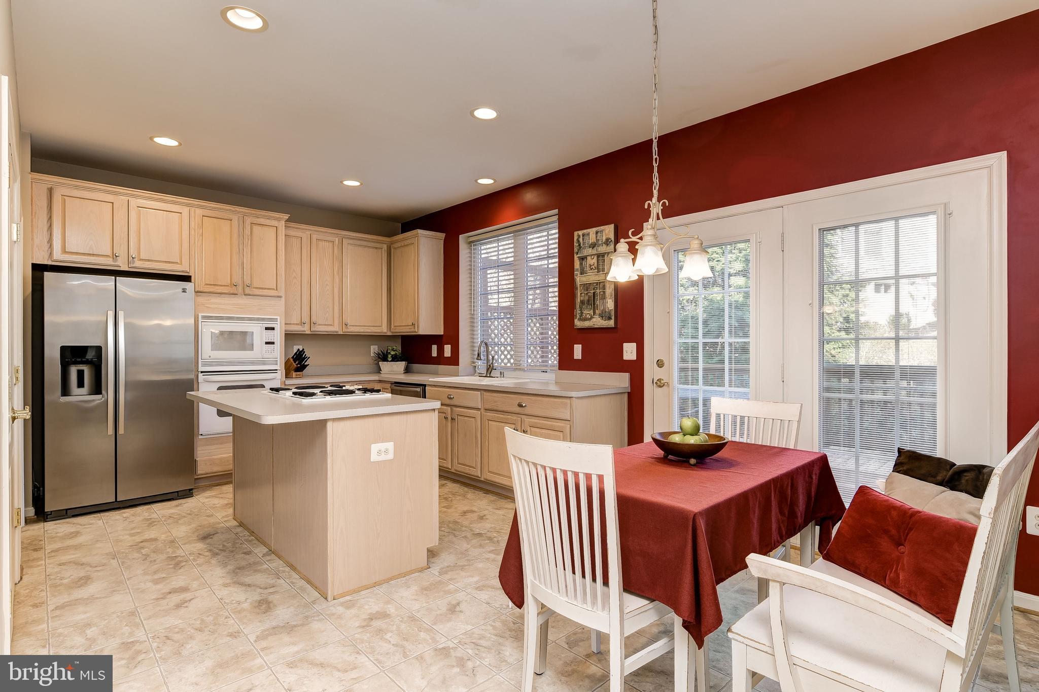 TAYLOR VILLAGE - Residential